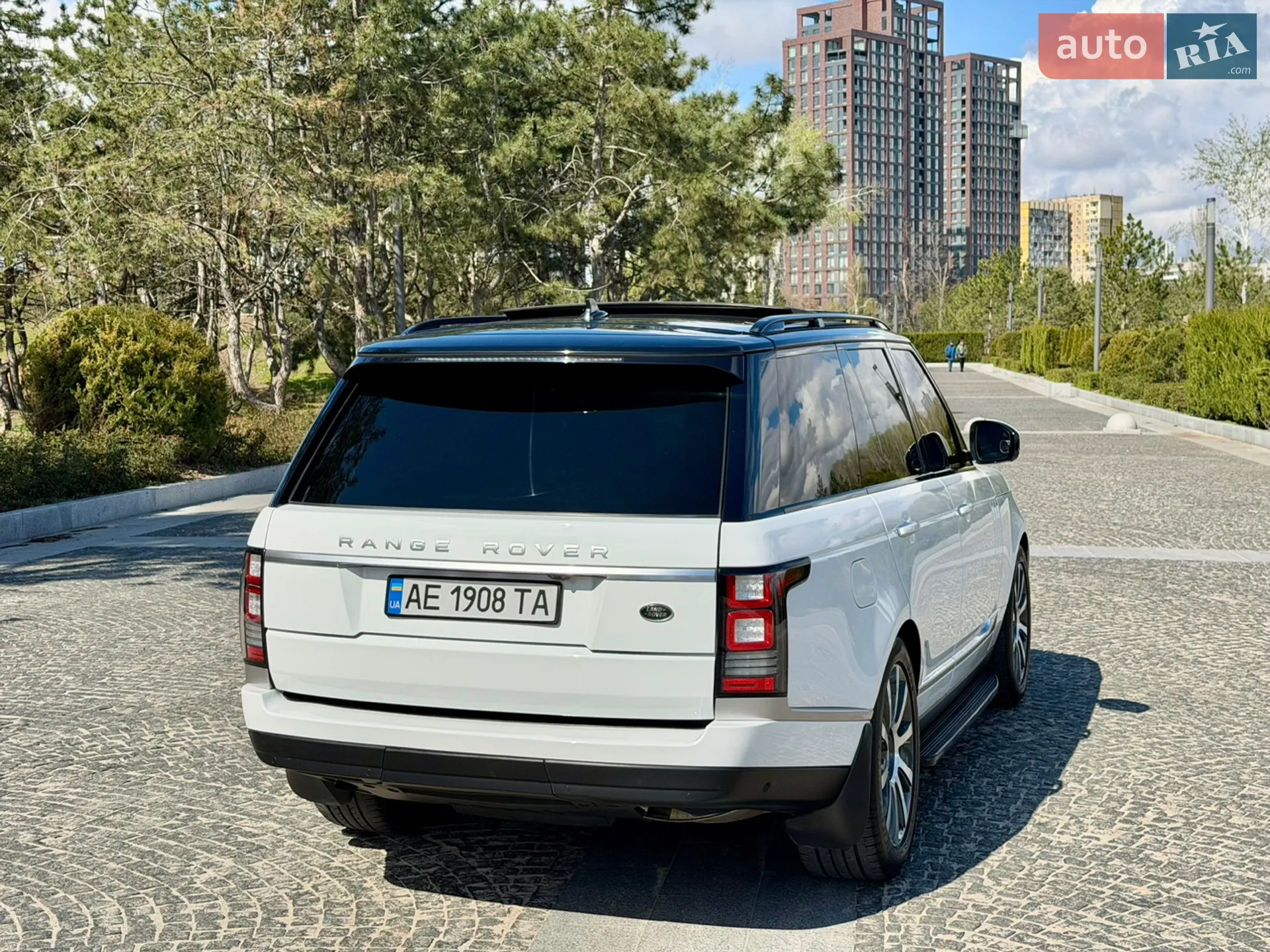 2015 Land Rover Range Rover - мініатюра 16