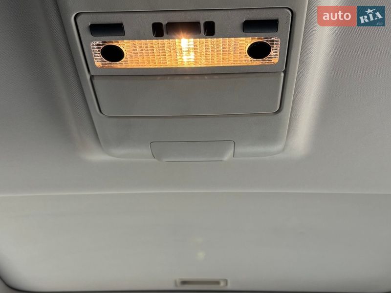 Позашляховик / Кросовер Land Rover Range Rover 2012 в Києві