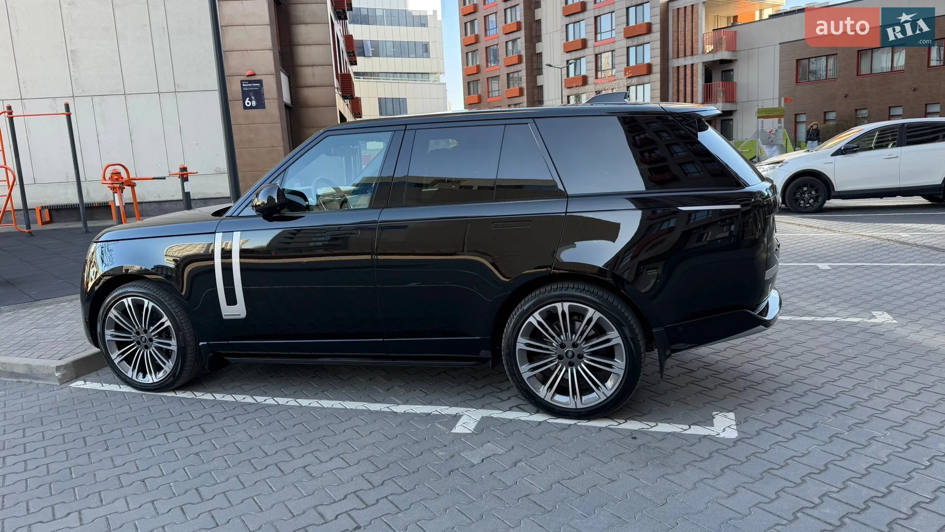 2023 Land Rover Range Rover - мініатюра 2