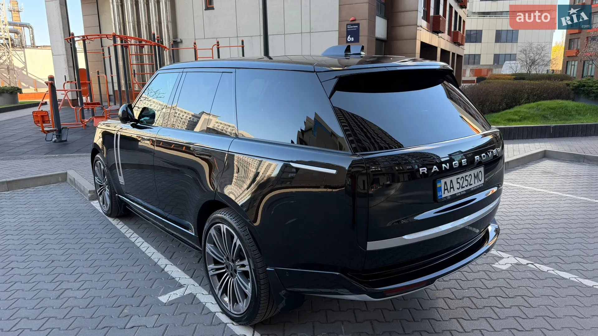 2023 Land Rover Range Rover - мініатюра 3