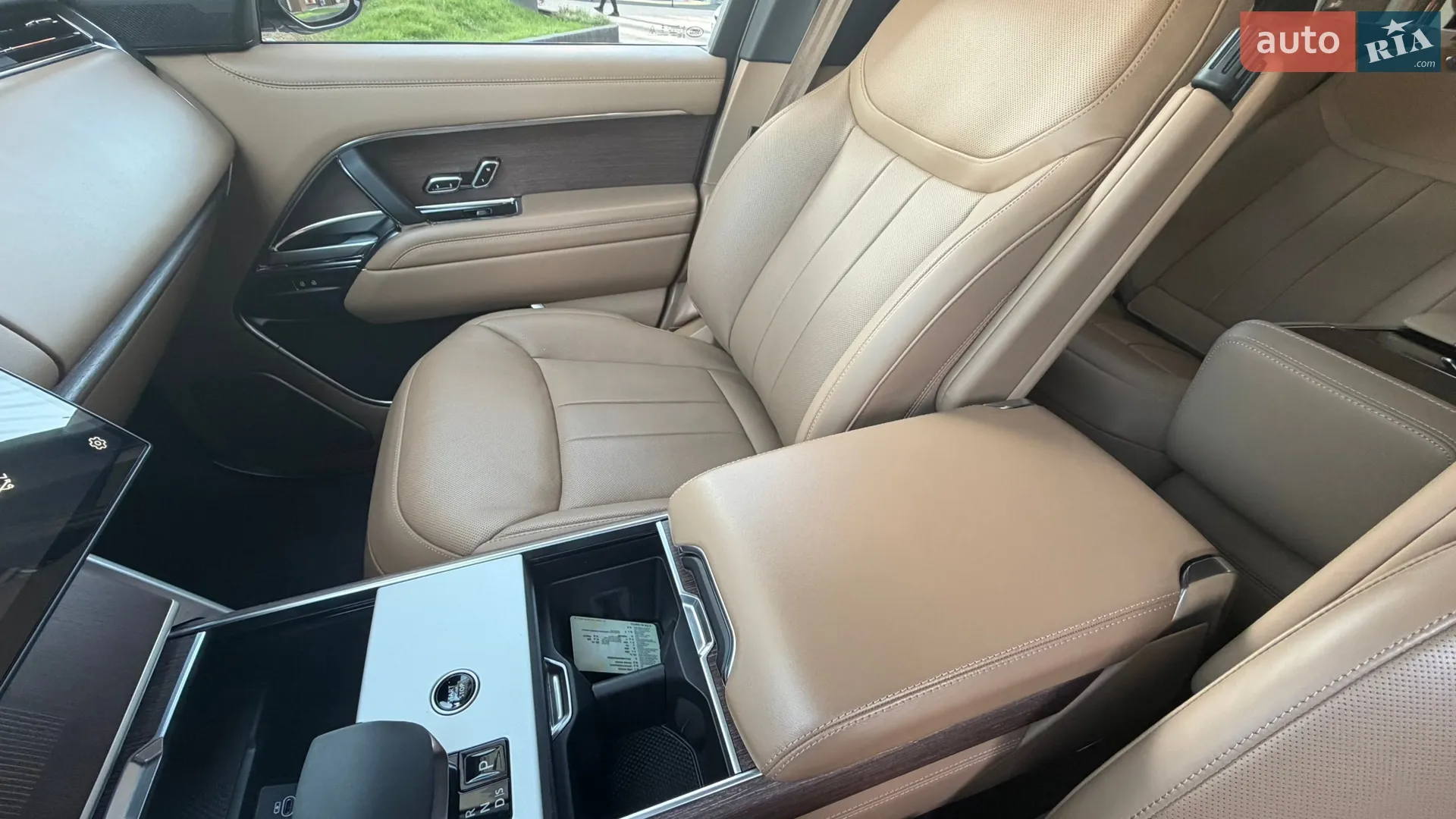 2023 Land Rover Range Rover - мініатюра 27