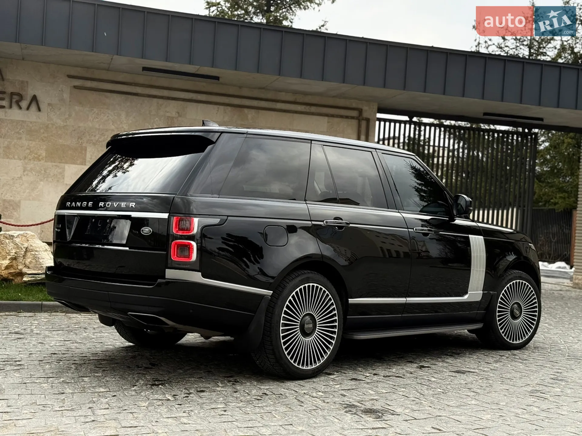2018 Land Rover Range Rover - мініатюра 22