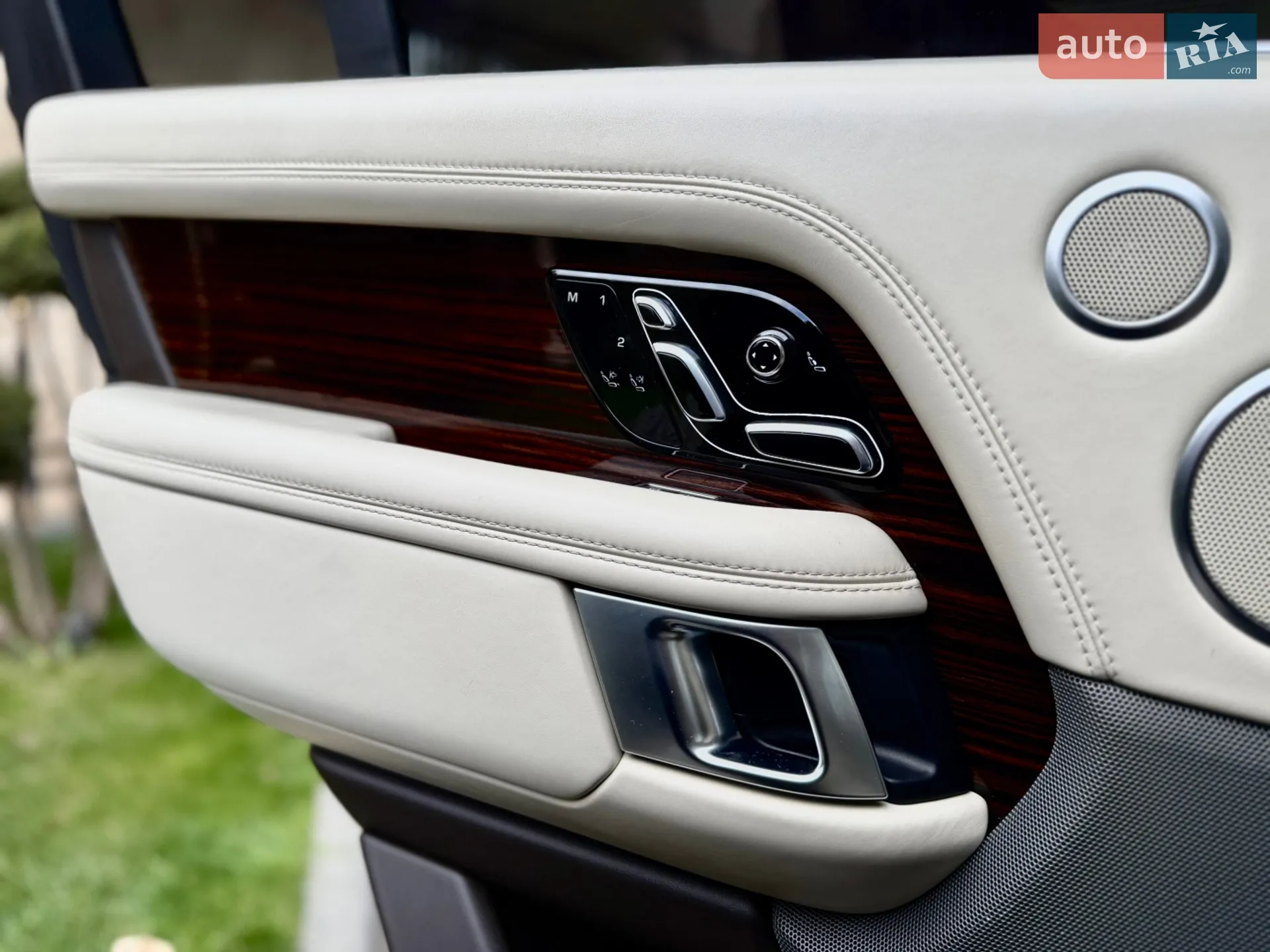 2018 Land Rover Range Rover - мініатюра 53