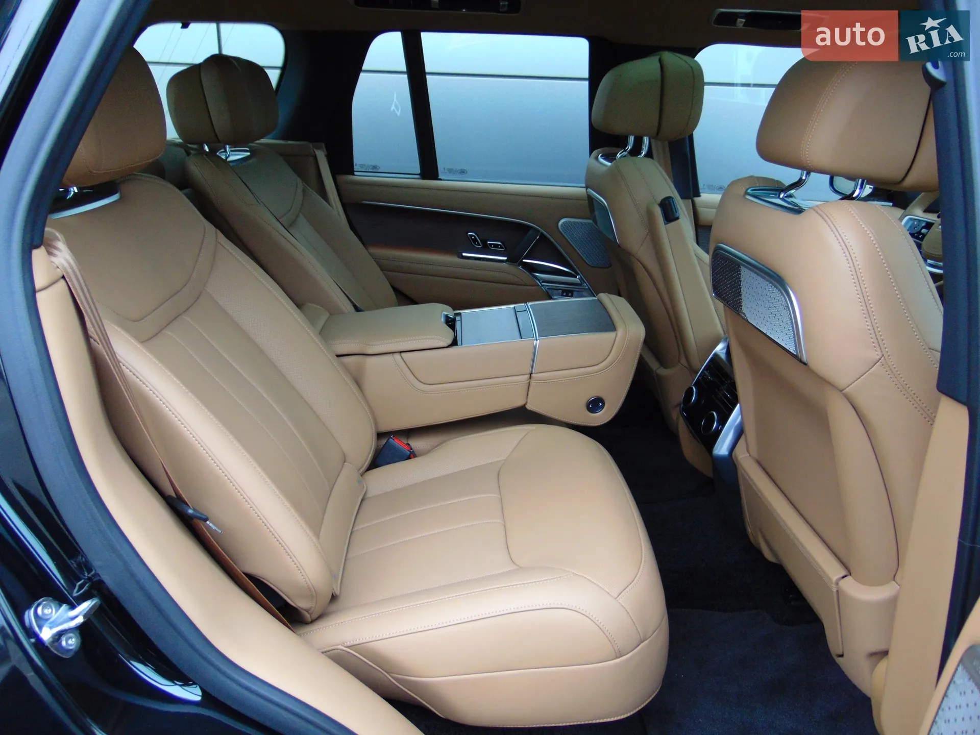 2025 Land Rover Range Rover - мініатюра 11