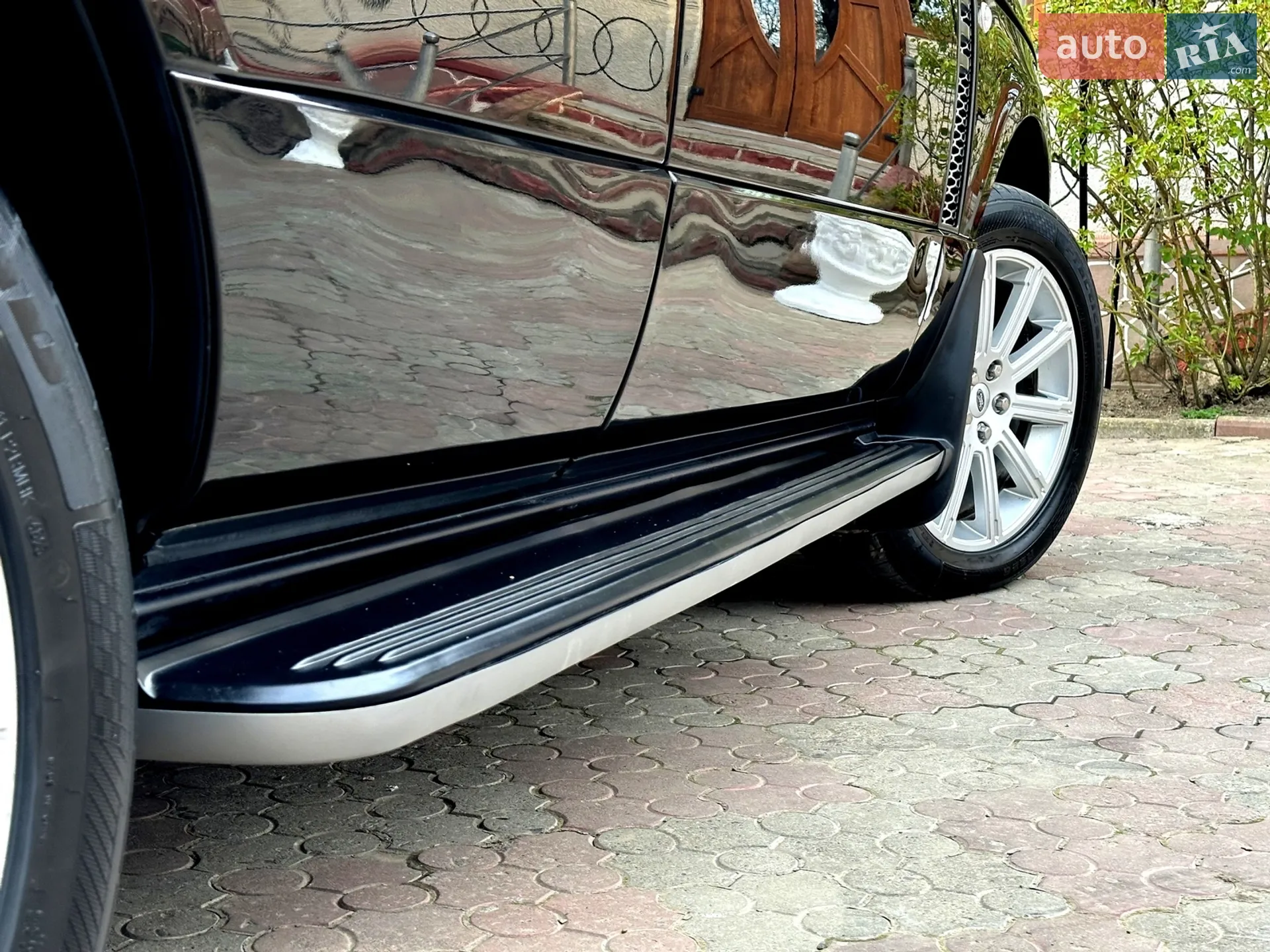 2010 Land Rover Range Rover - мініатюра 17
