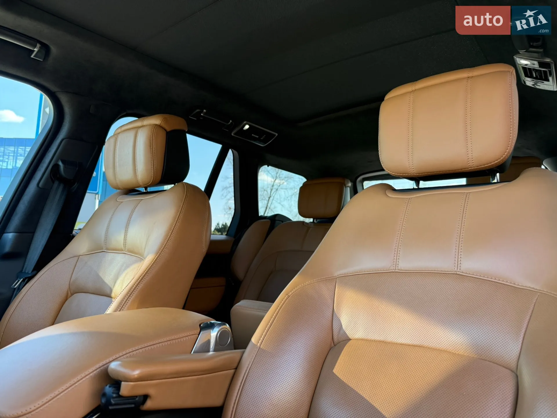2019 Land Rover Range Rover - мініатюра 16