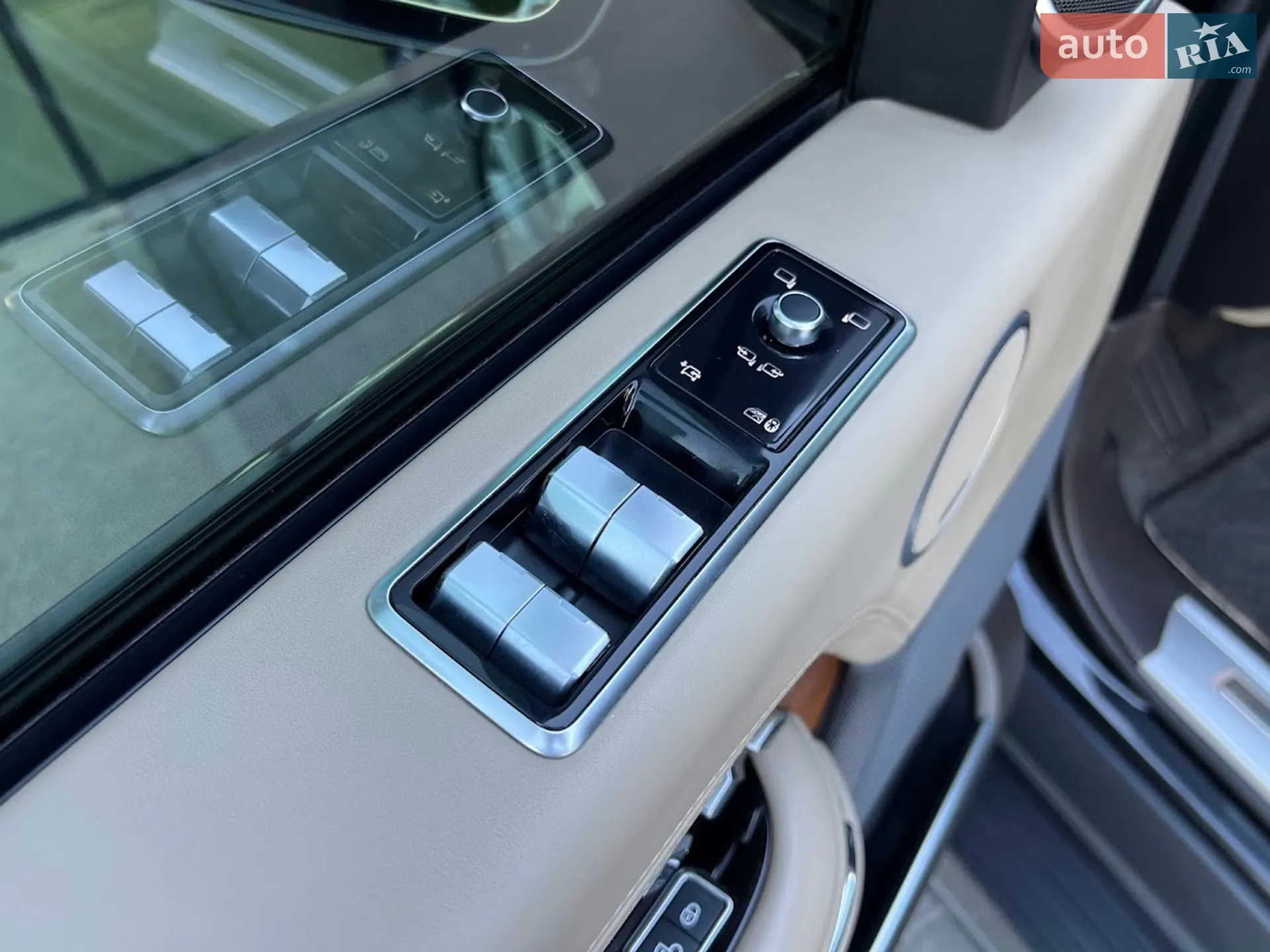 2019 Land Rover Range Rover - мініатюра 13