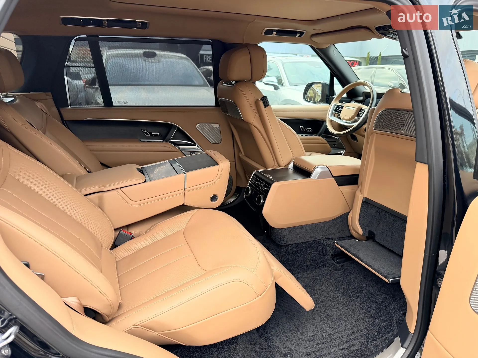 2025 Land Rover Range Rover - мініатюра 24