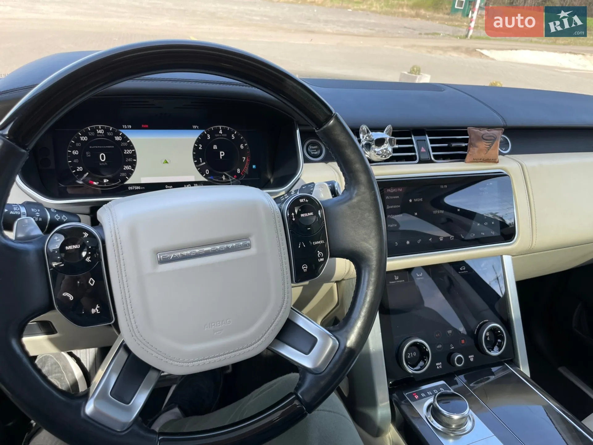 Land Rover Range Rover 2018 VIN SALGV2RE1JA513465 фото оголошення 26 з 56