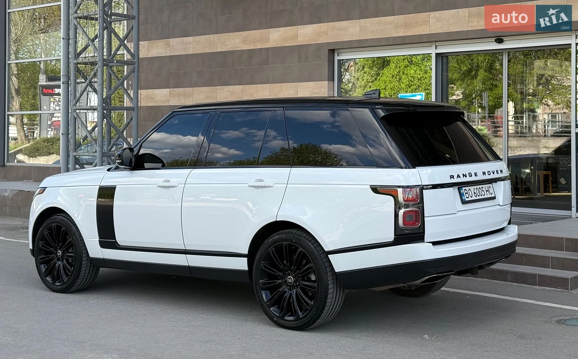 2018 Land Rover Range Rover - мініатюра 11