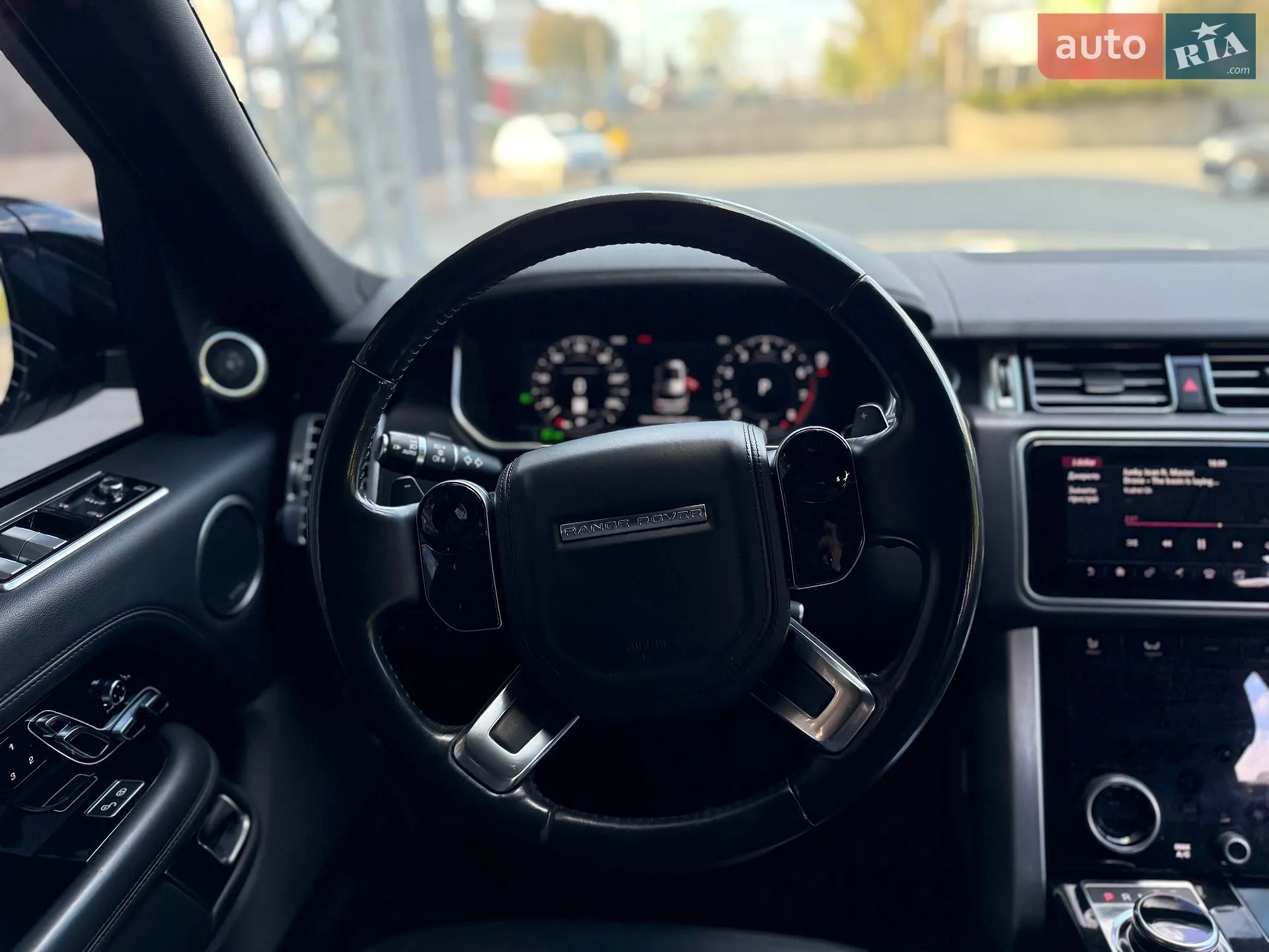 2018 Land Rover Range Rover - мініатюра 29