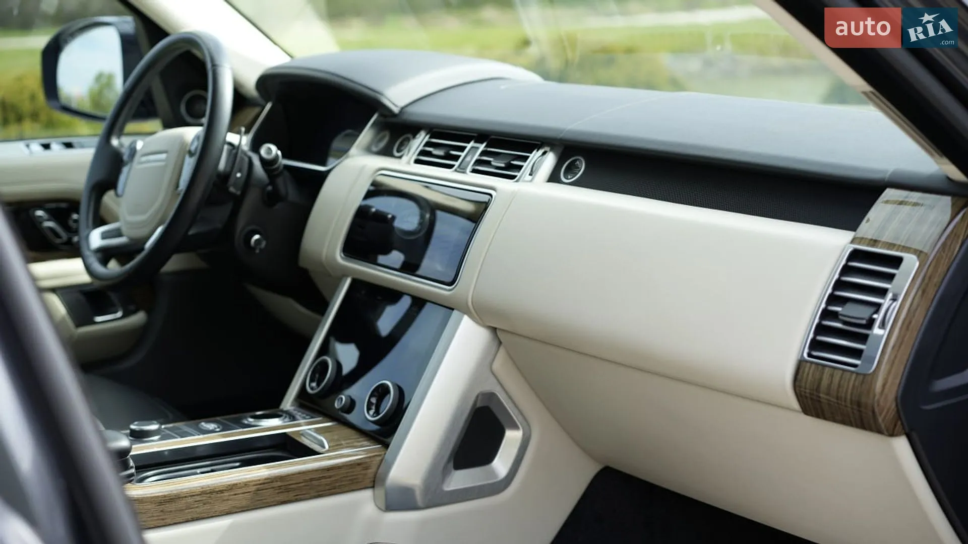 2020 Land Rover Range Rover - мініатюра 23