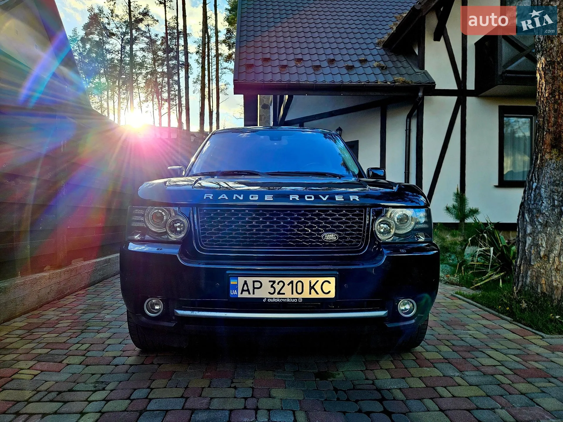 2010 Land Rover Range Rover - мініатюра 2