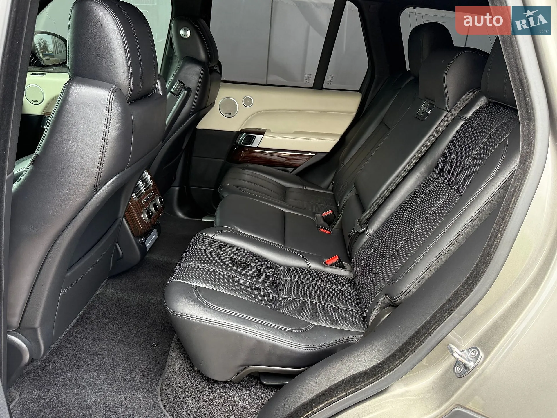 2017 Land Rover Range Rover - мініатюра 32