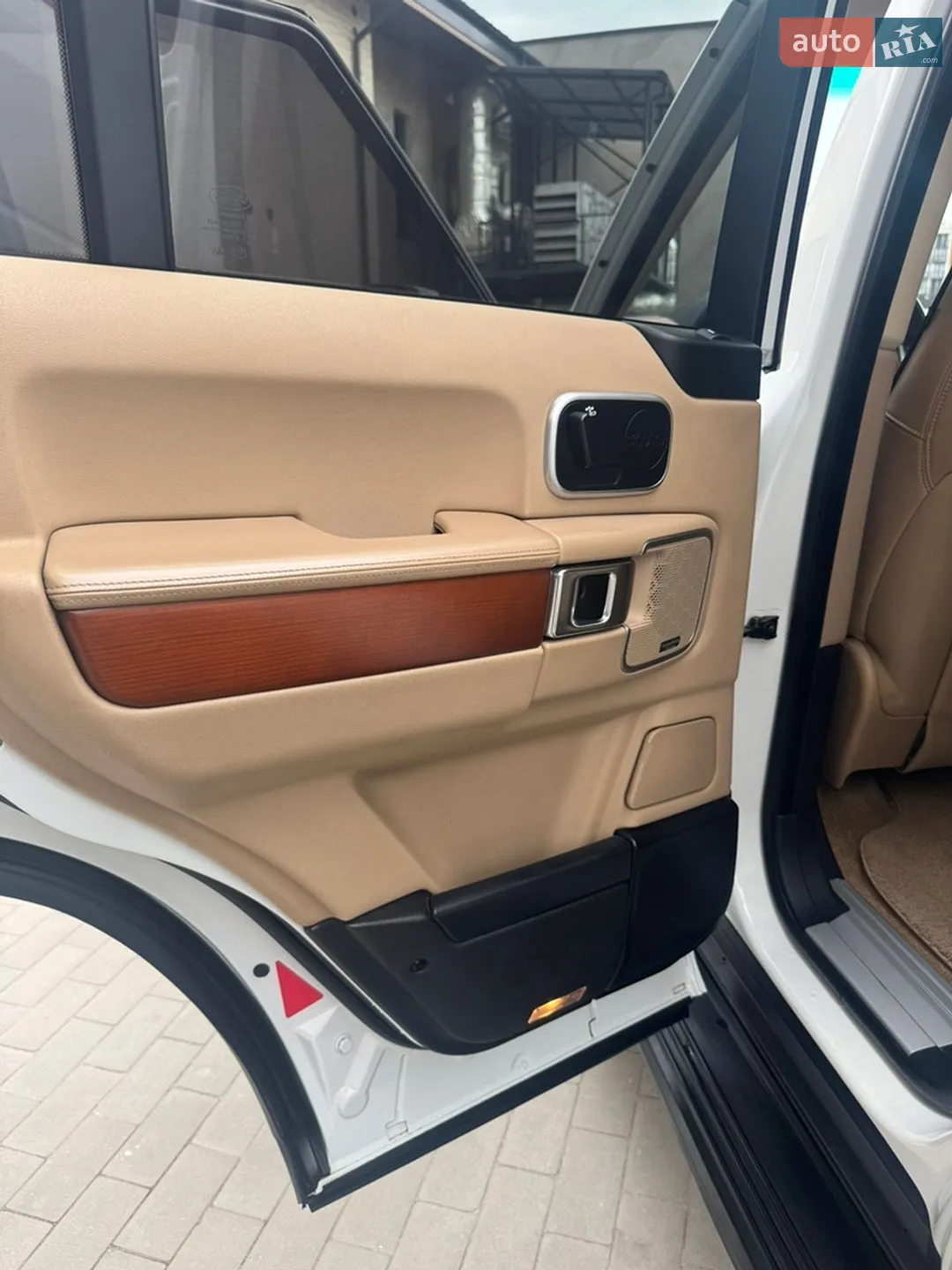 2011 Land Rover Range Rover - мініатюра 20