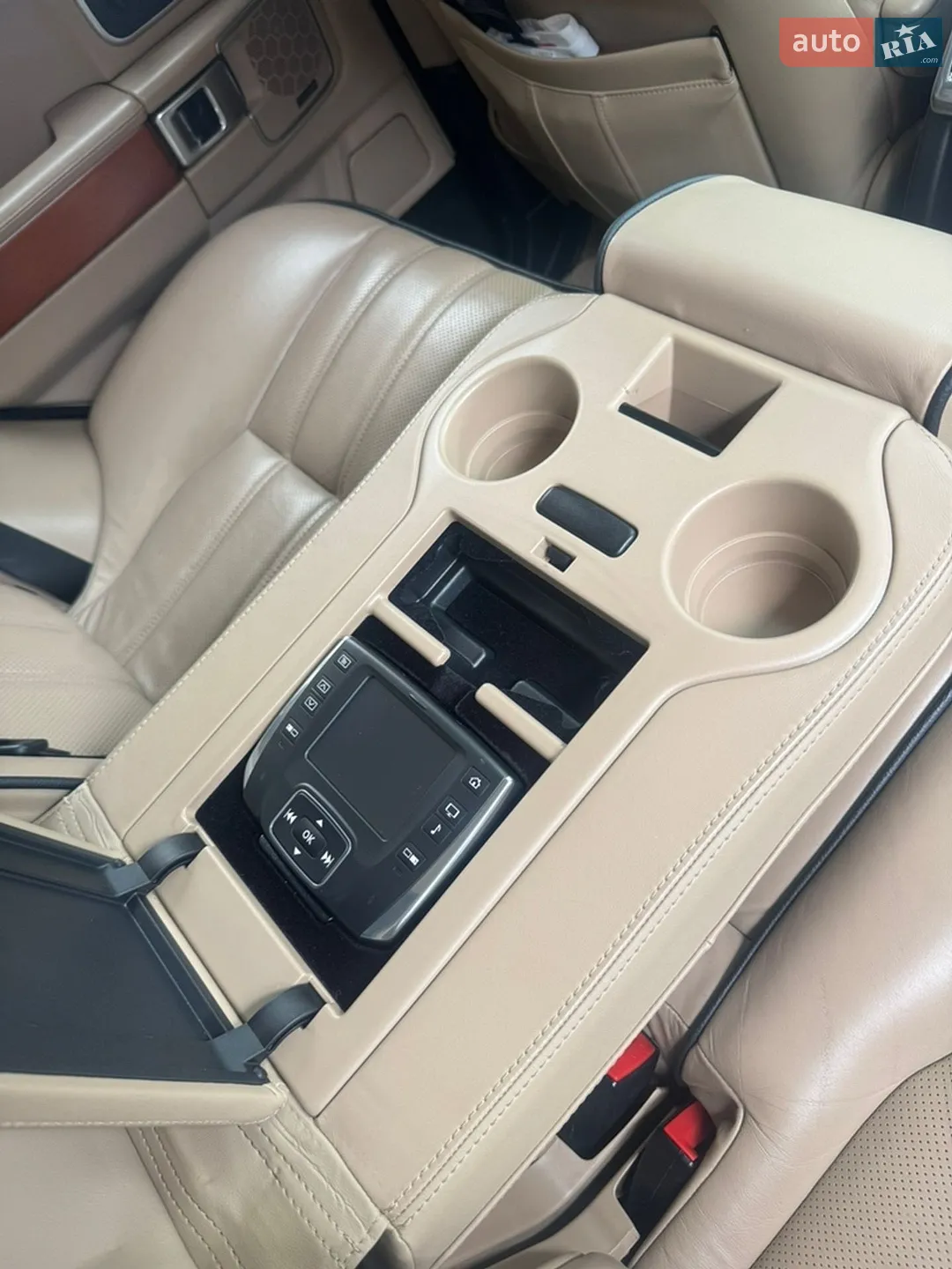 2011 Land Rover Range Rover - мініатюра 27