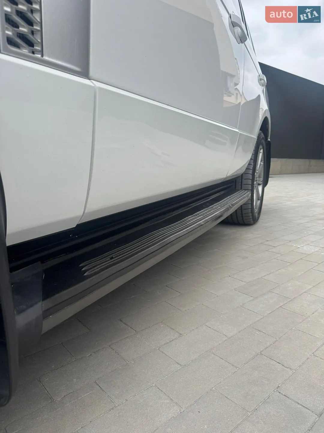 2011 Land Rover Range Rover - мініатюра 29