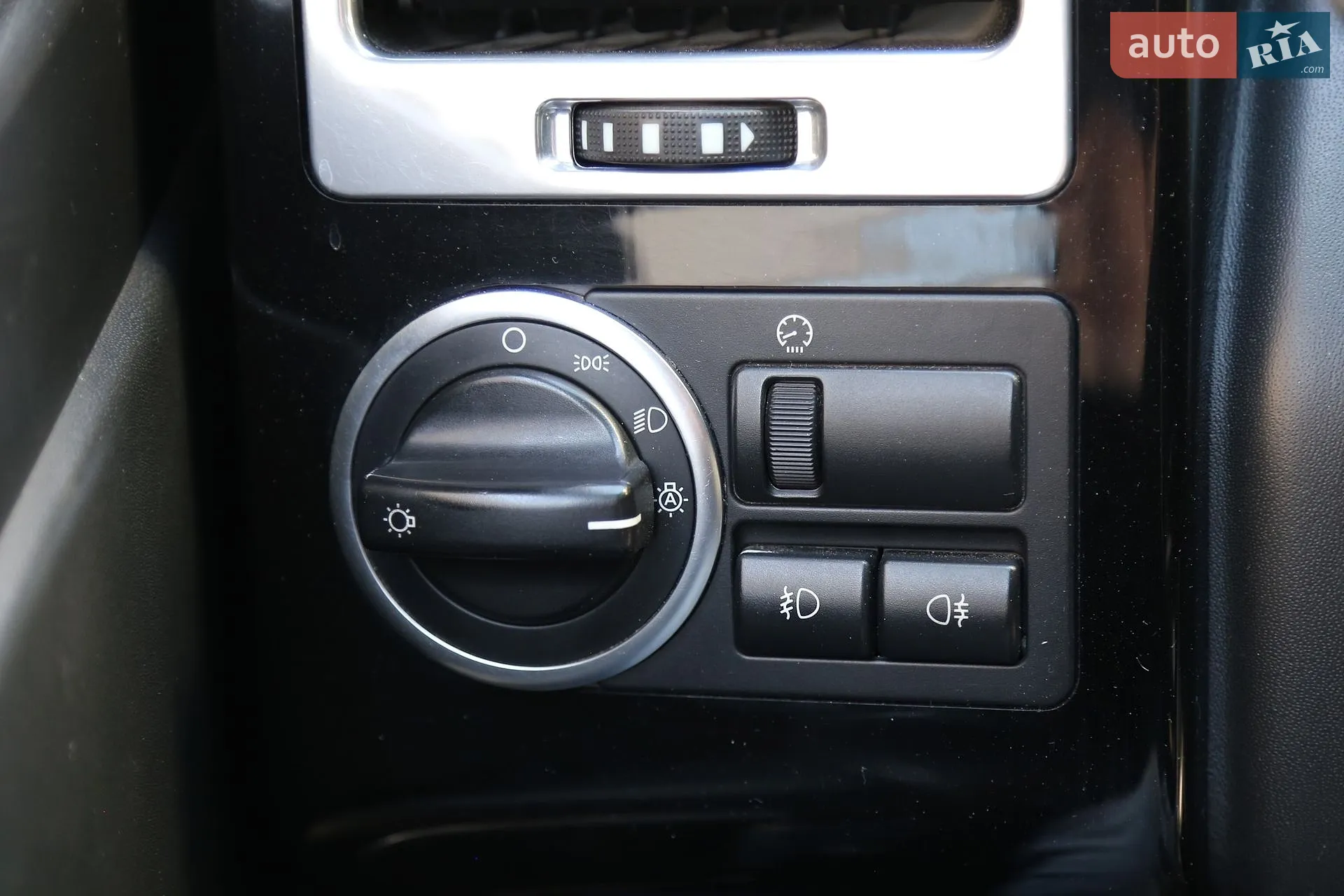 2011 Land Rover Range Rover - мініатюра 28