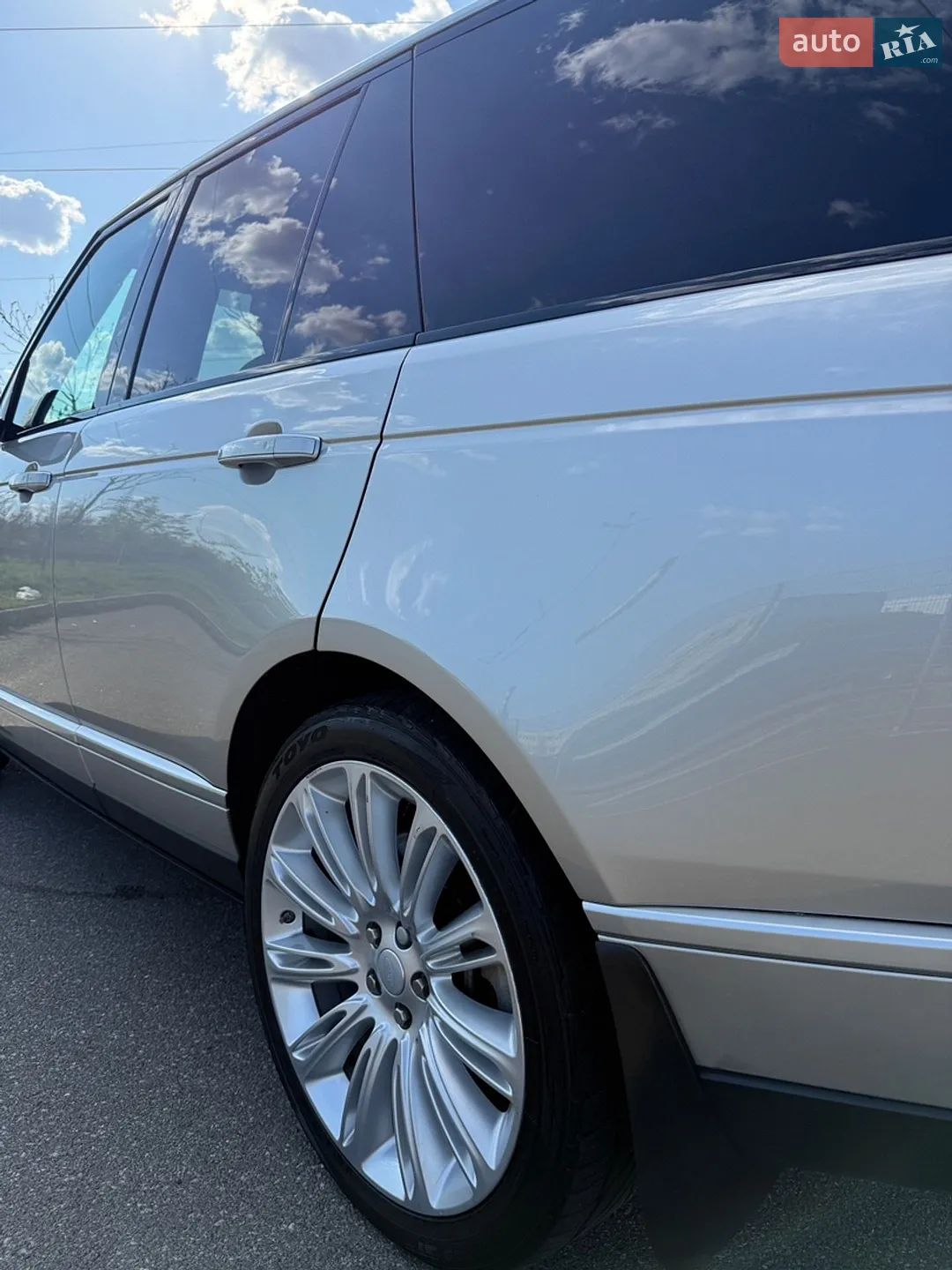 2018 Land Rover Range Rover - мініатюра 17