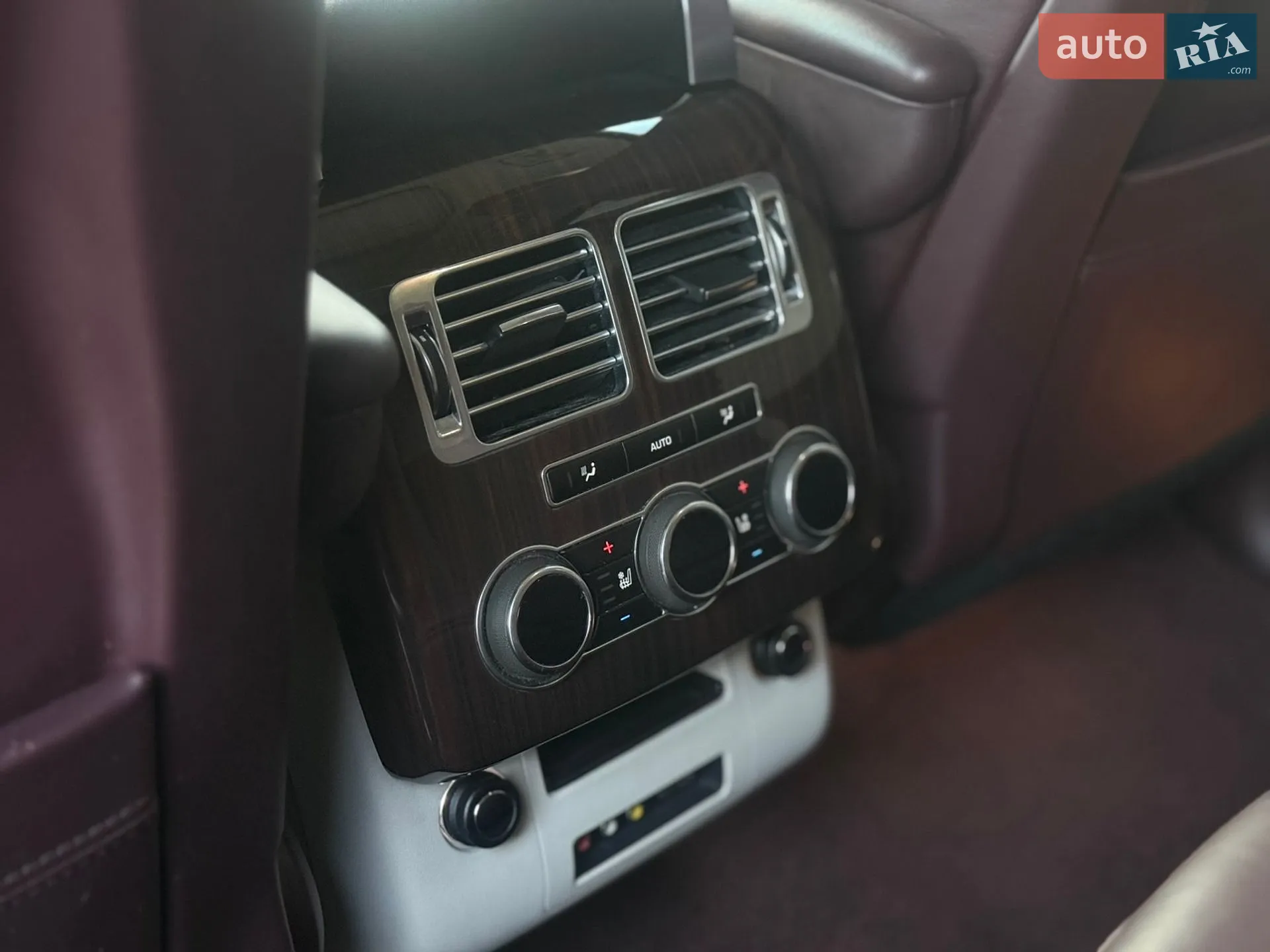 2015 Land Rover Range Rover - мініатюра 20