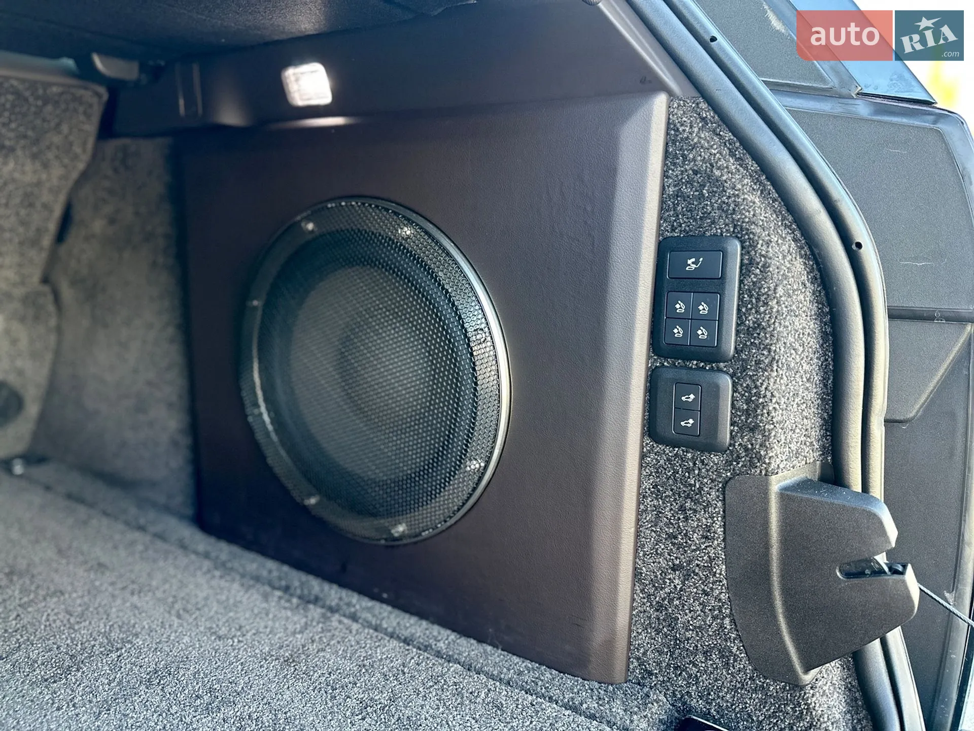 2019 Land Rover Range Rover - мініатюра 23