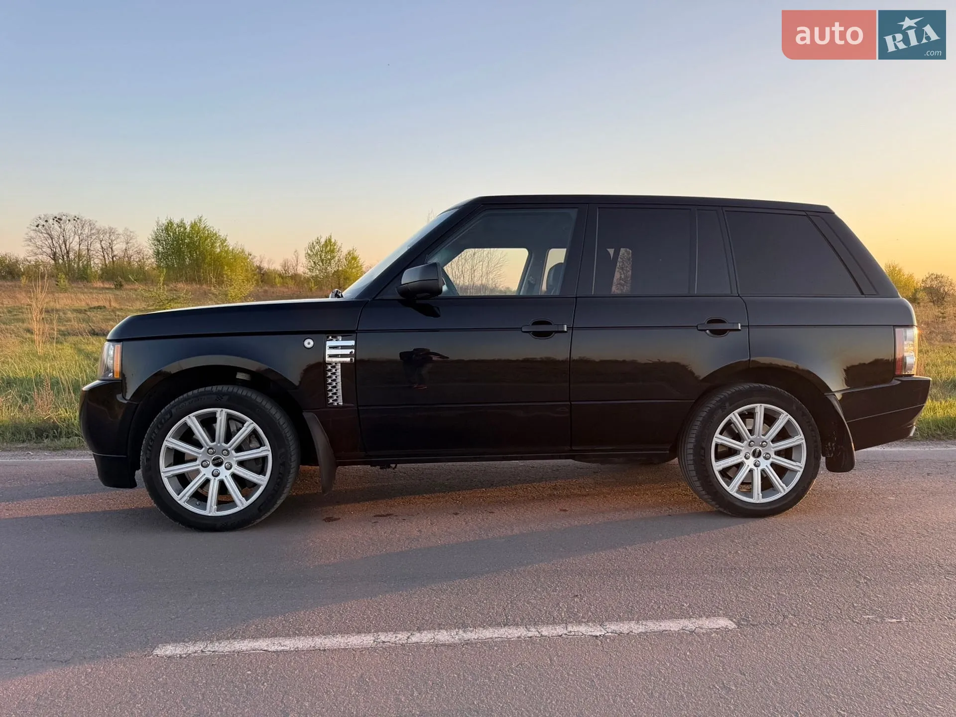 2010 Land Rover Range Rover - мініатюра 11