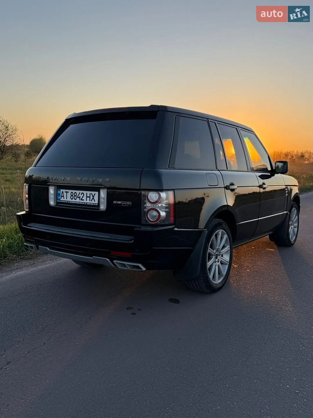 2010 Land Rover Range Rover - мініатюра 17