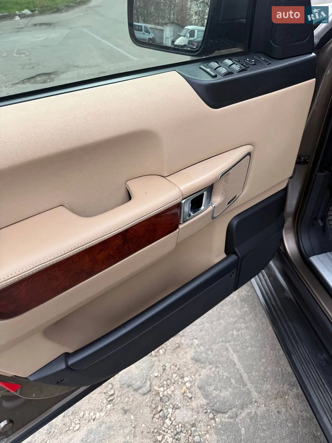 2010 Land Rover Range Rover - мініатюра 13