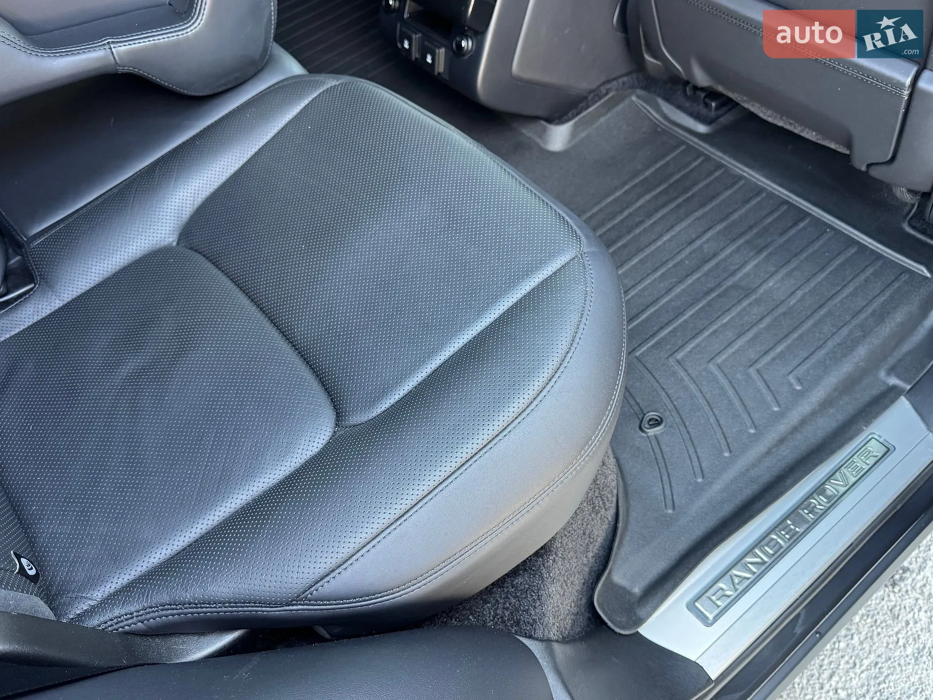 2017 Land Rover Range Rover - мініатюра 42