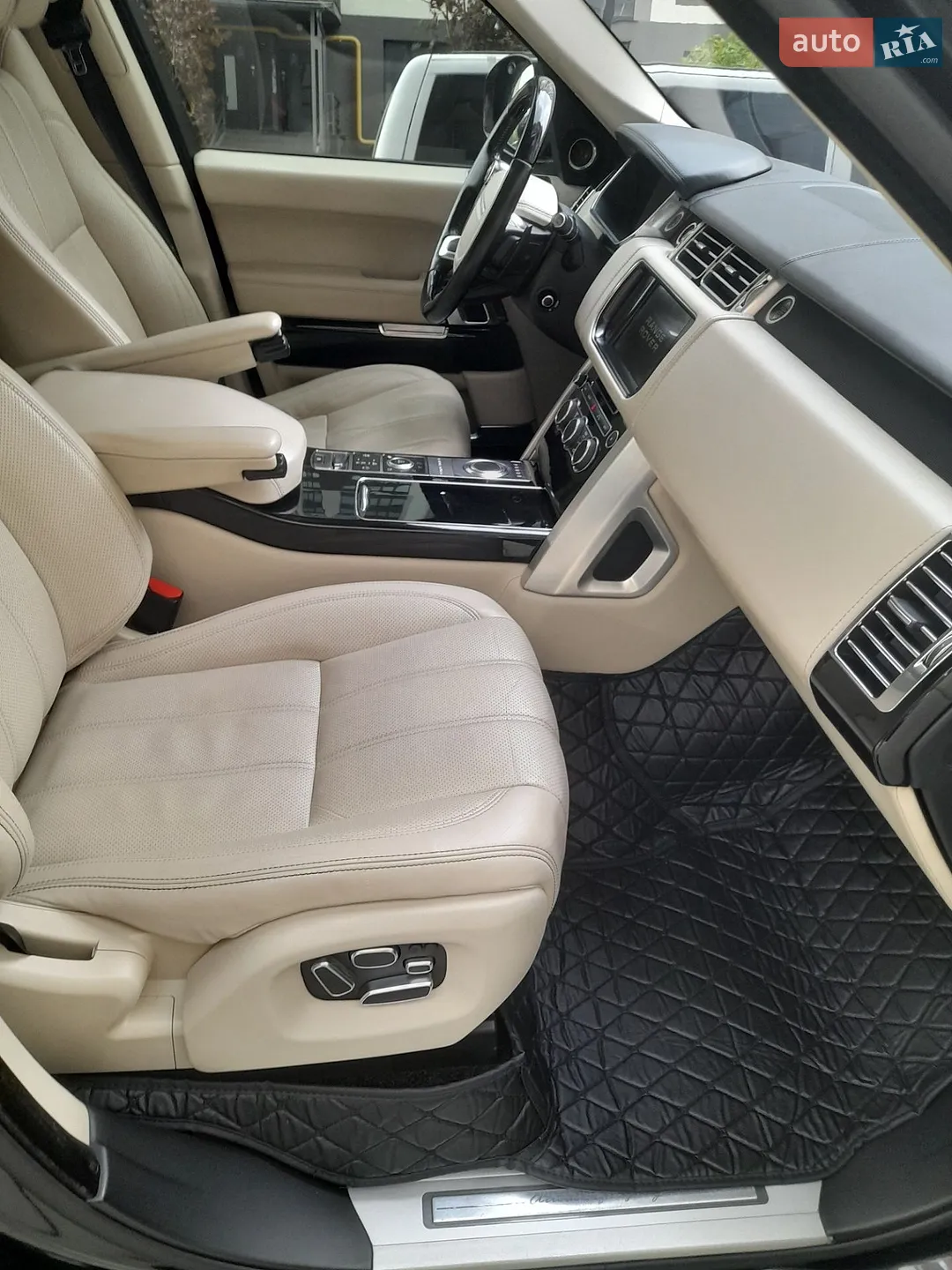 2013 Land Rover Range Rover - мініатюра 19