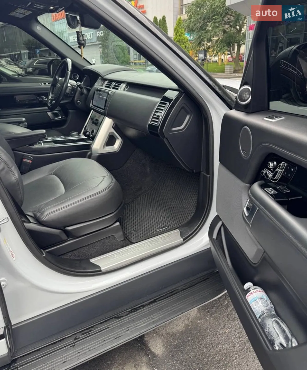 2019 Land Rover Range Rover - мініатюра 14