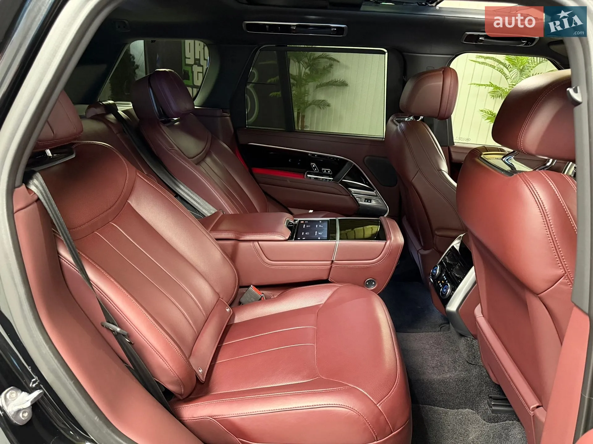 2023 Land Rover Range Rover - мініатюра 23