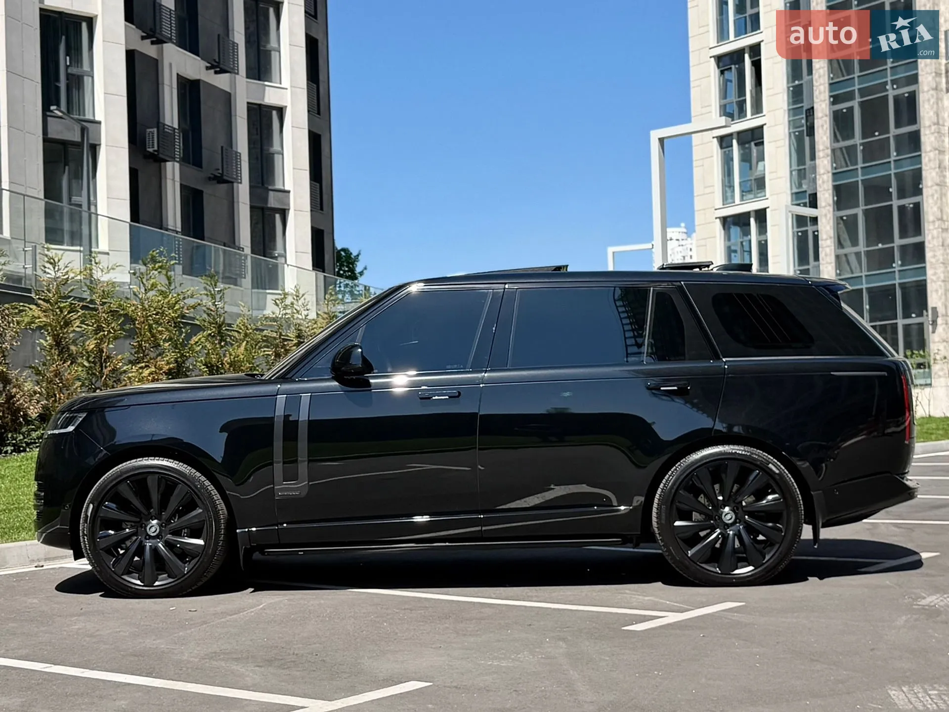 2023 Land Rover Range Rover - мініатюра 28