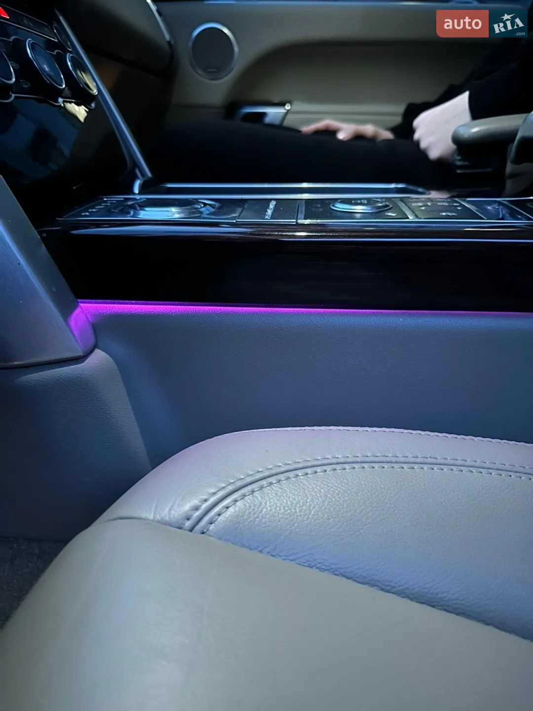 2014 Land Rover Range Rover - мініатюра 19