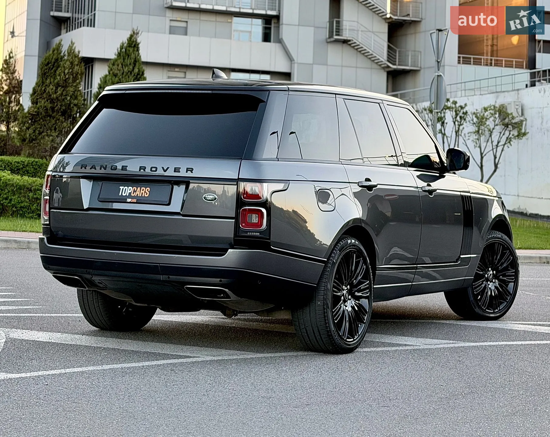 2018 Land Rover Range Rover - мініатюра 17