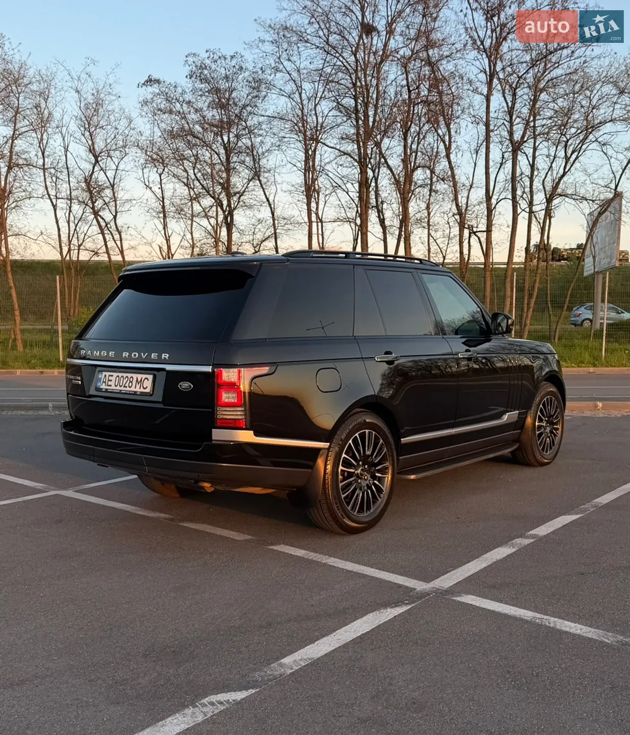 2014 Land Rover Range Rover - мініатюра 25