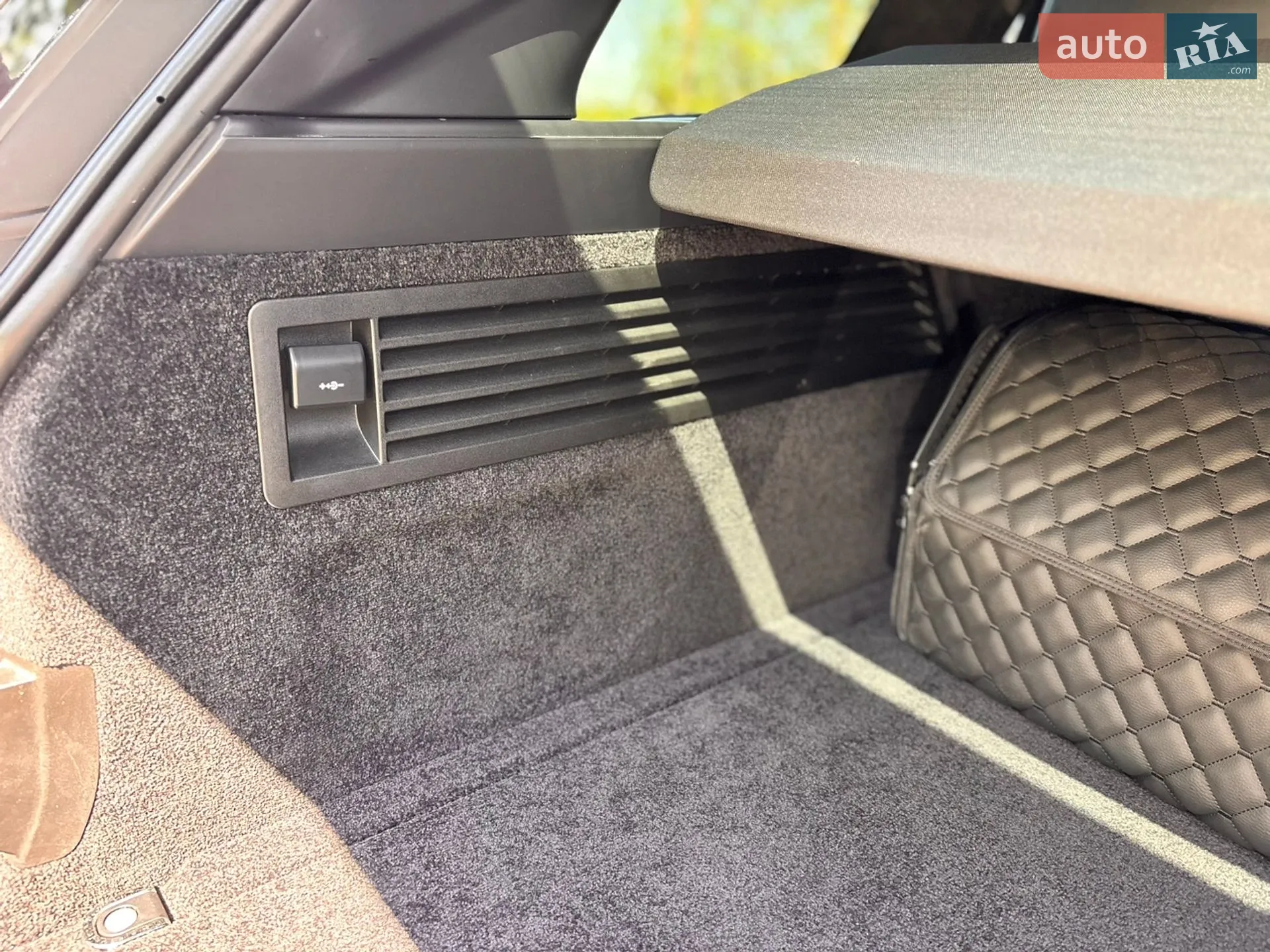 2021 Land Rover Range Rover - мініатюра 25