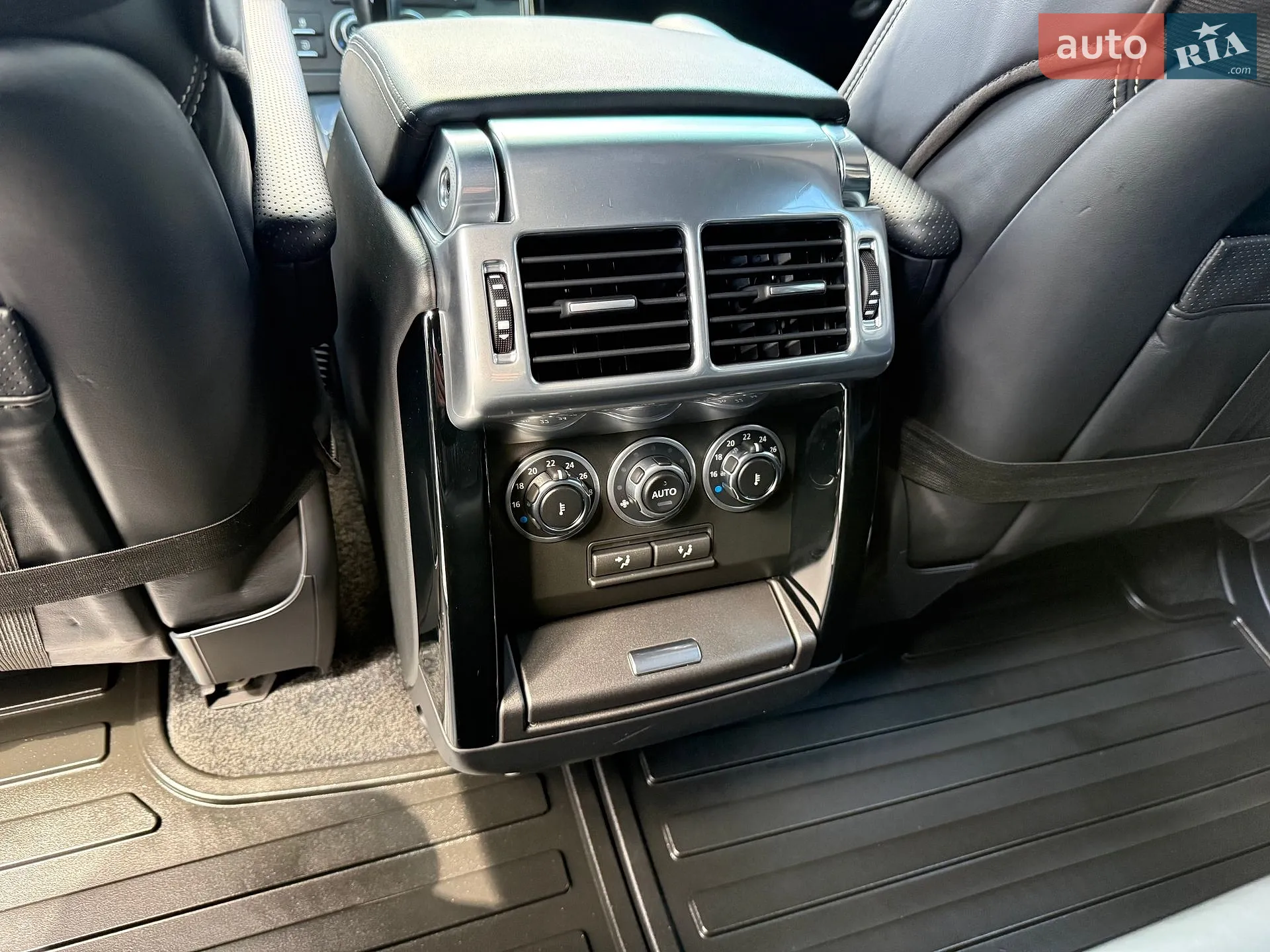2011 Land Rover Range Rover - мініатюра 19