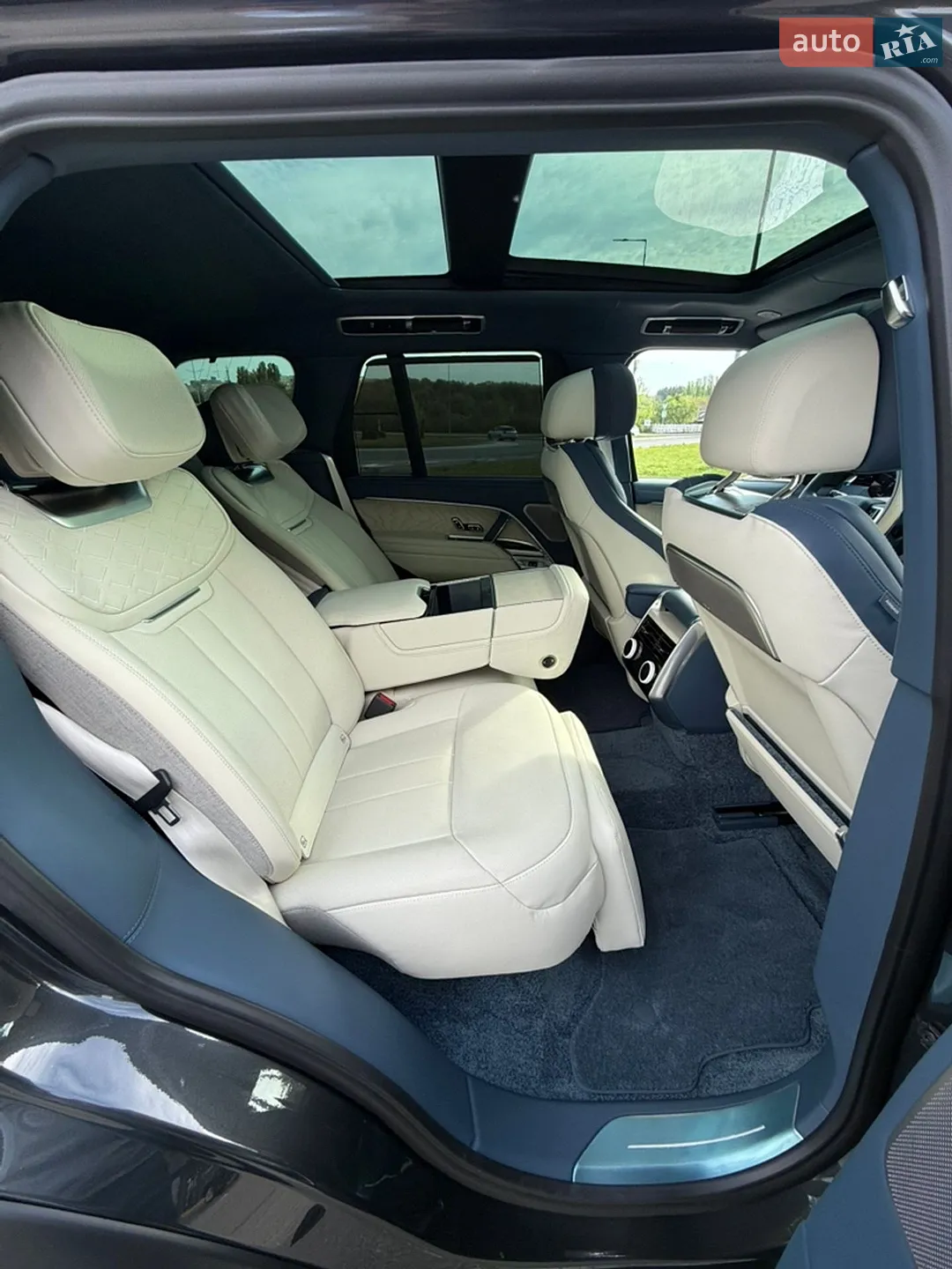2025 Land Rover Range Rover - мініатюра 11