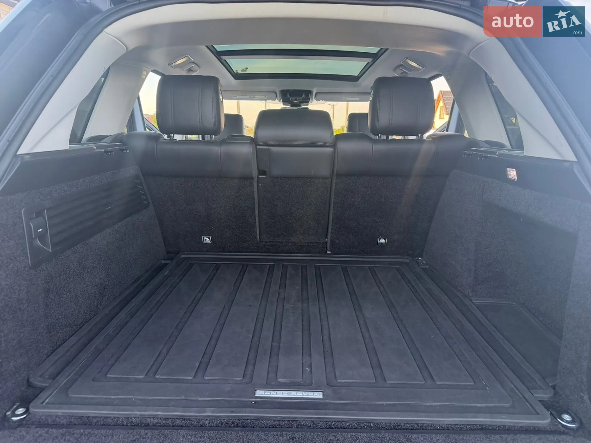 2017 Land Rover Range Rover - мініатюра 29