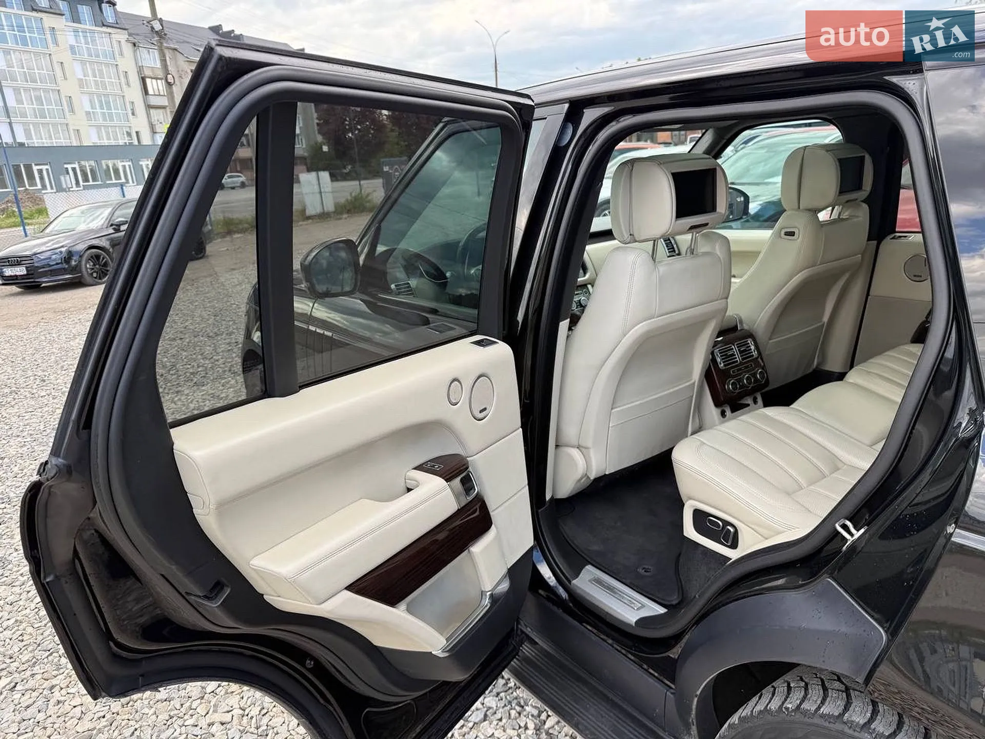 2013 Land Rover Range Rover - мініатюра 30