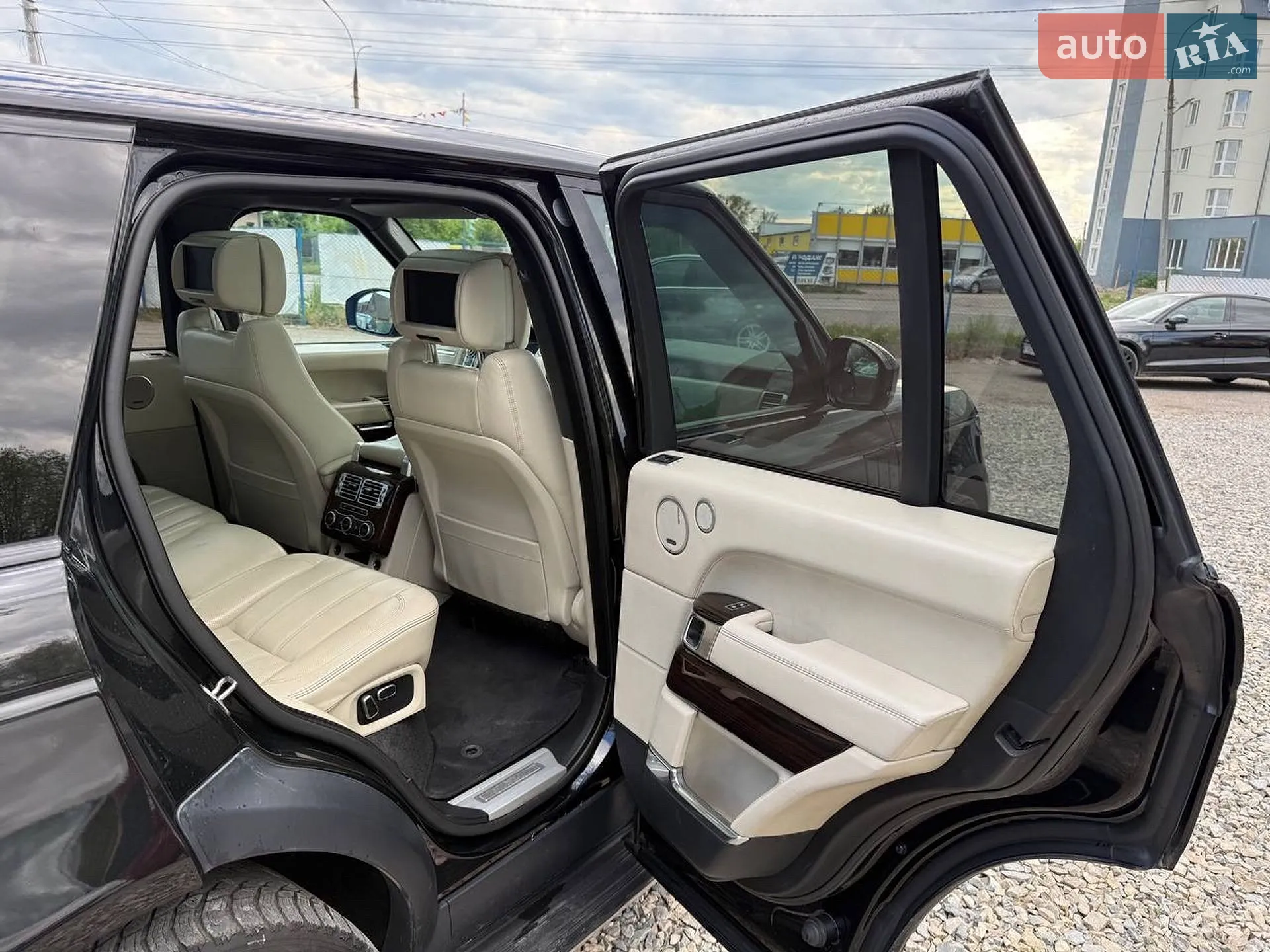 2013 Land Rover Range Rover - мініатюра 39