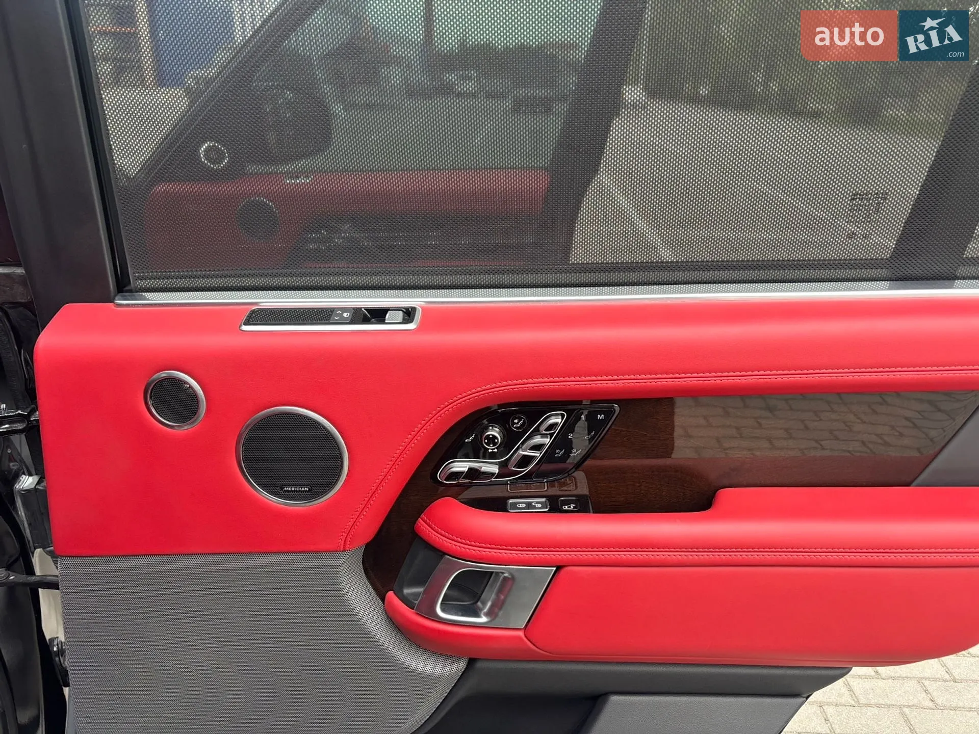 2019 Land Rover Range Rover - мініатюра 38