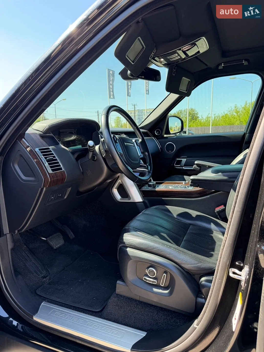 2015 Land Rover Range Rover - мініатюра 18