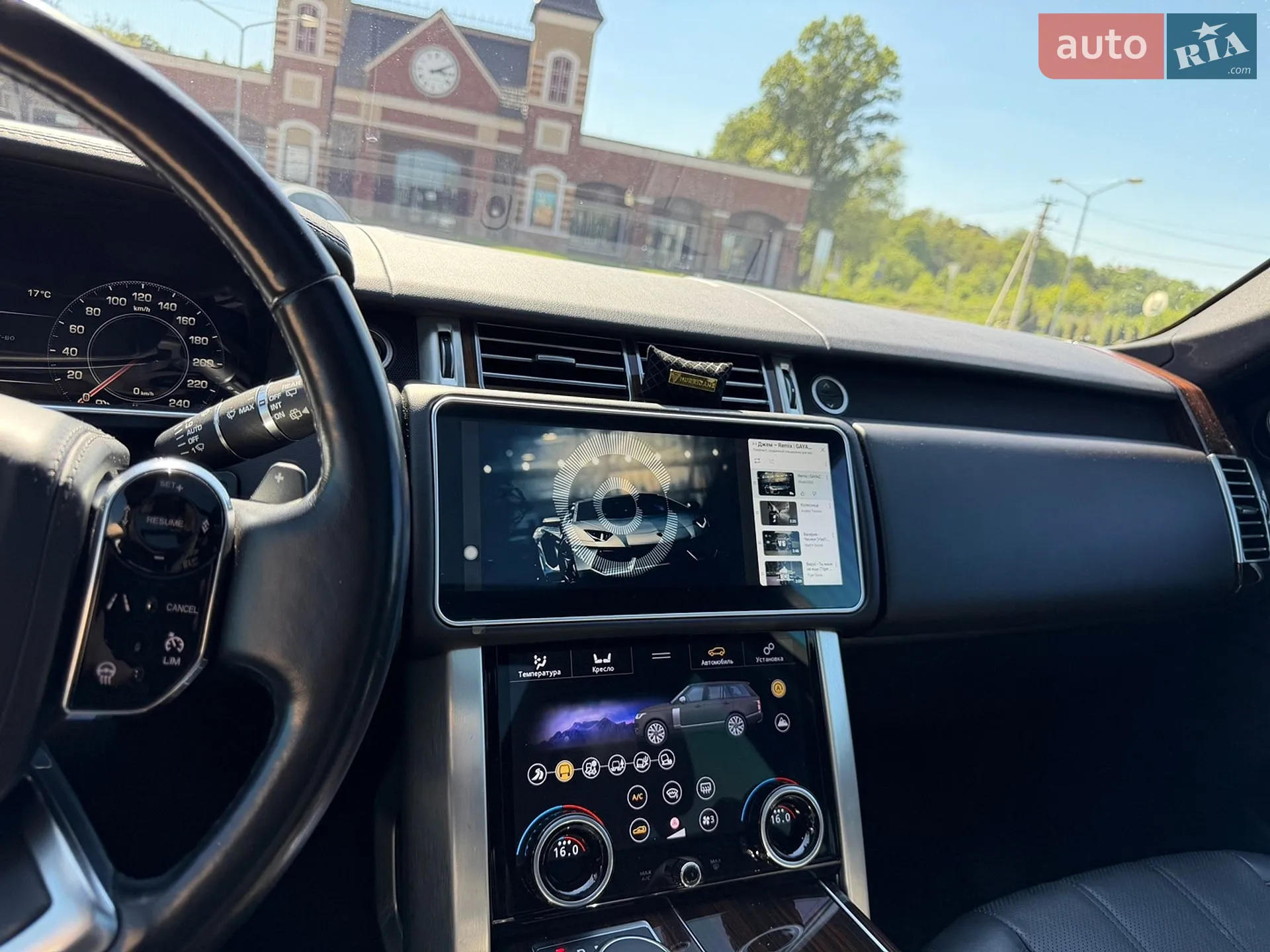 2015 Land Rover Range Rover - мініатюра 27