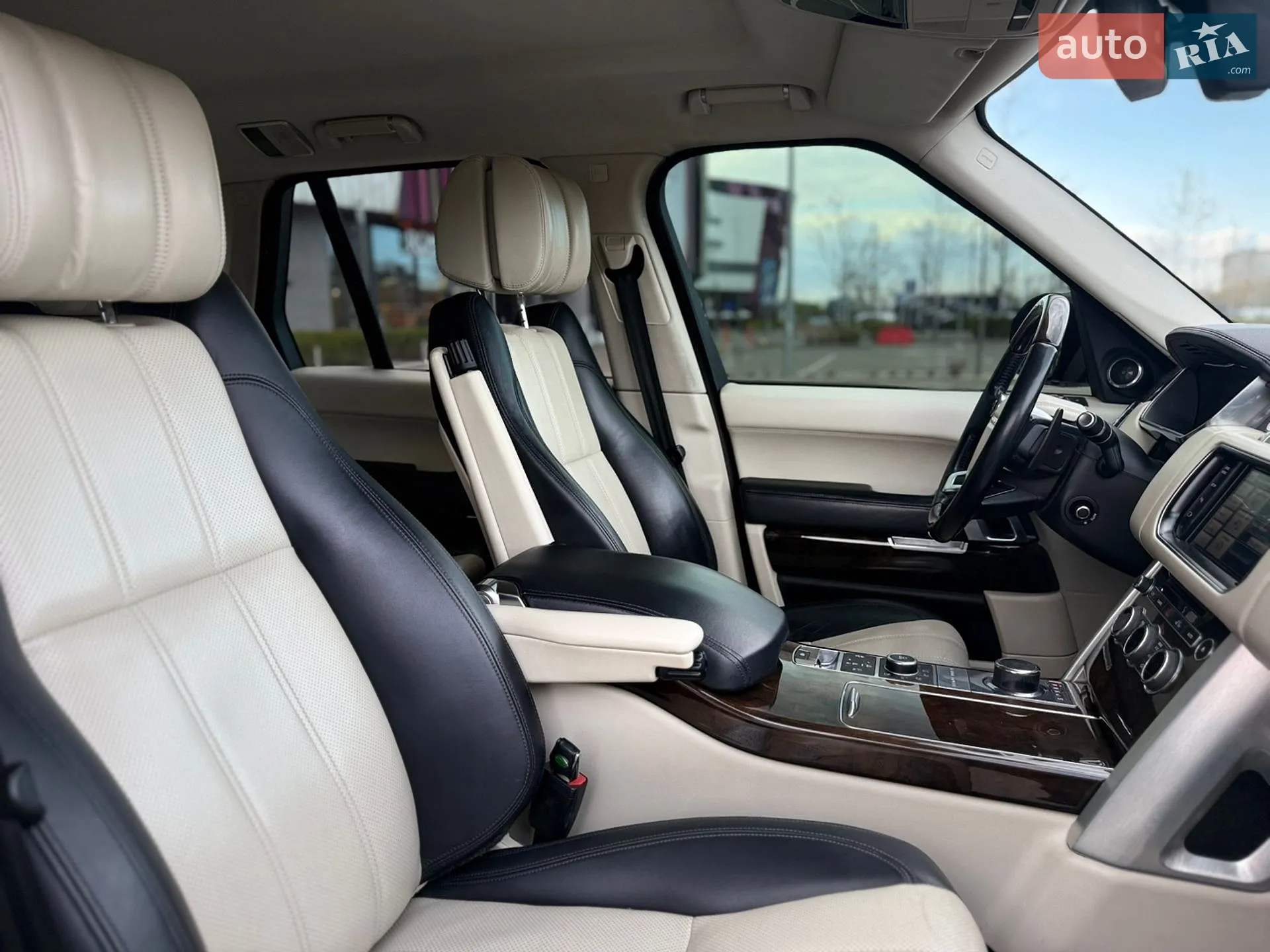 2013 Land Rover Range Rover - мініатюра 36