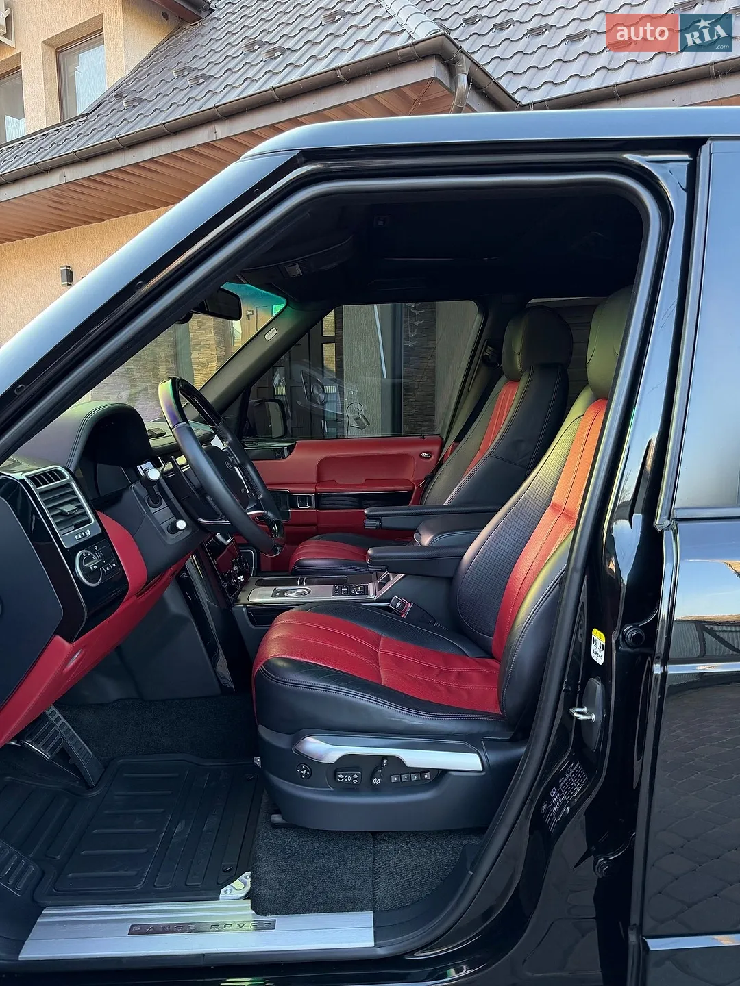 2011 Land Rover Range Rover - мініатюра 38