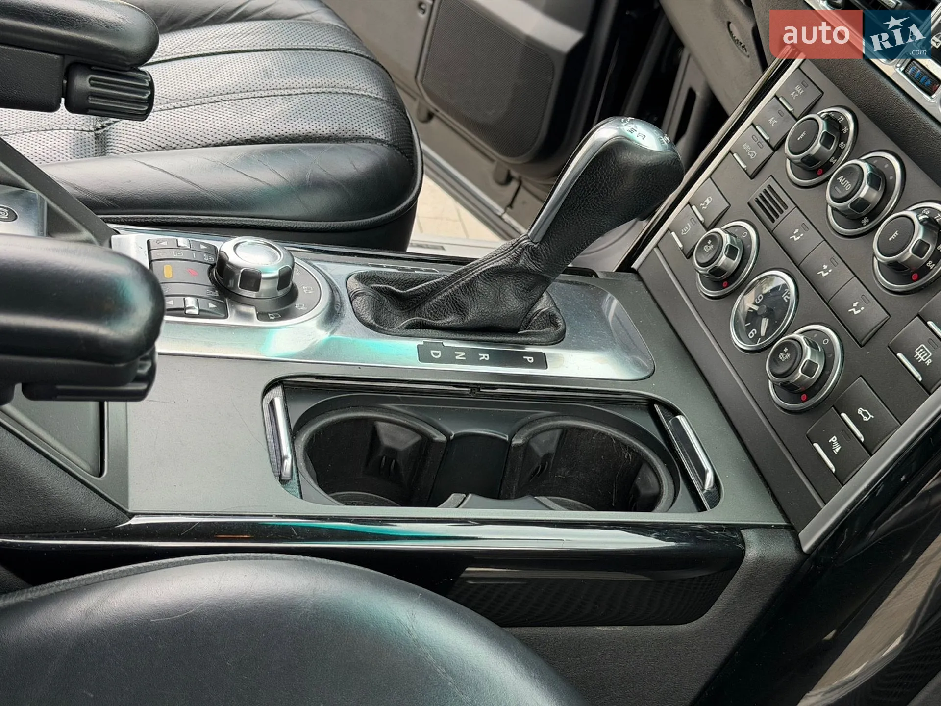 2010 Land Rover Range Rover - мініатюра 45