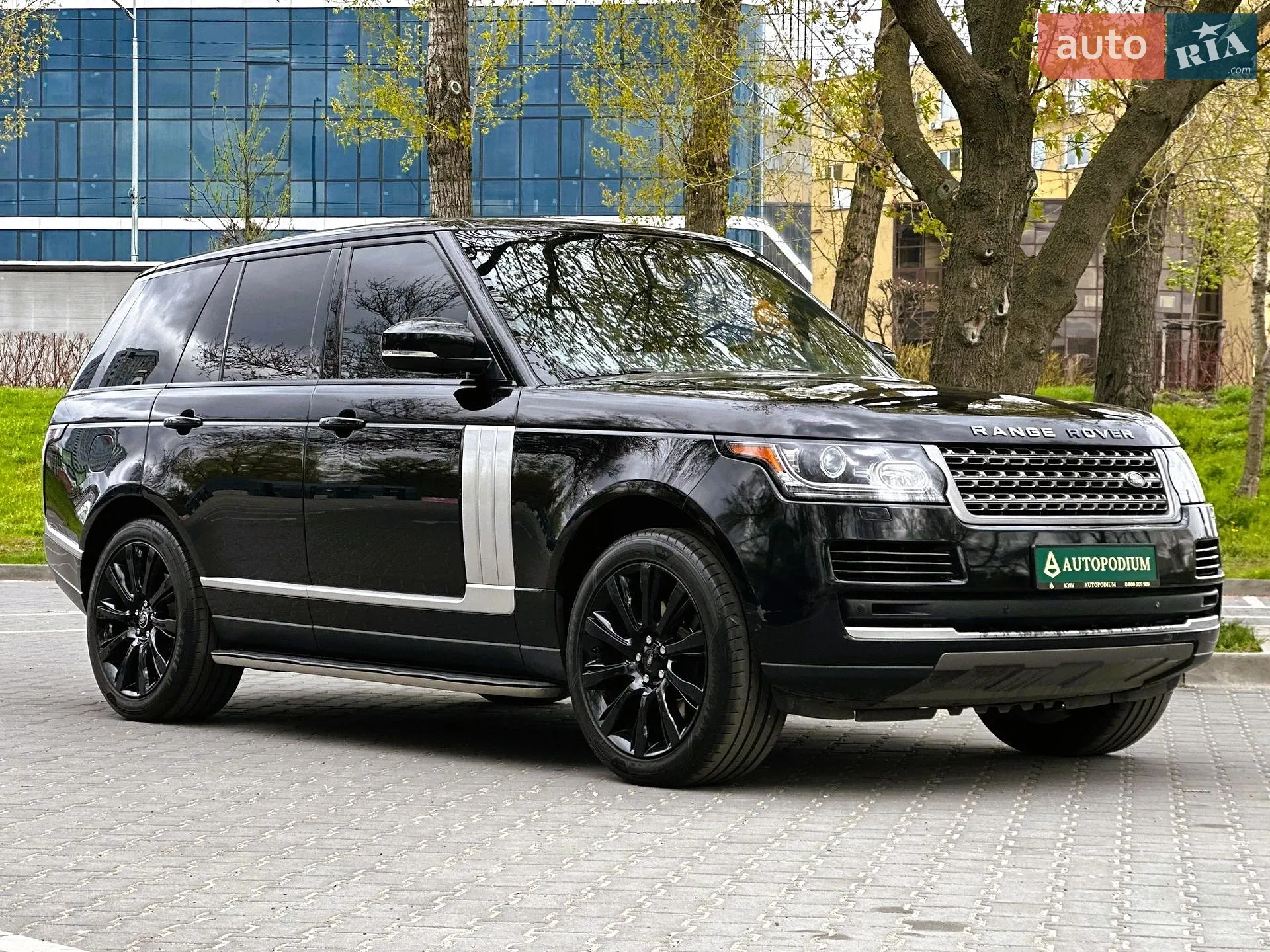 2017 Land Rover Range Rover - мініатюра 3
