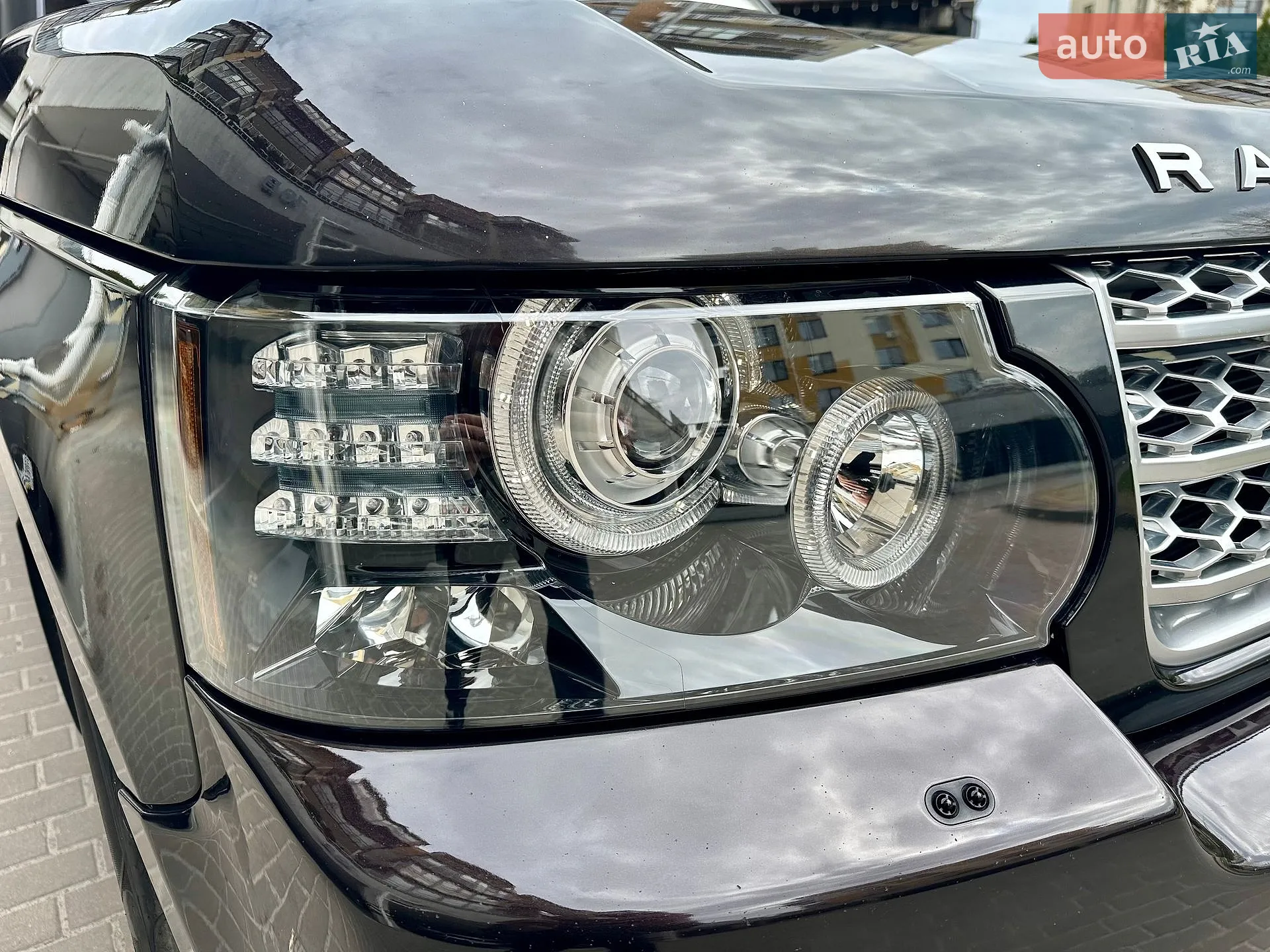 2012 Land Rover Range Rover - мініатюра 25
